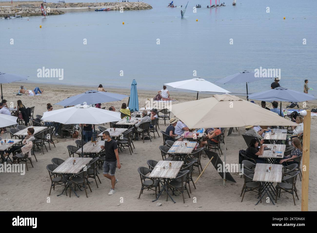 La mer rouge restaurant Fotos und Bildmaterial in hoher Auflösung Alamy