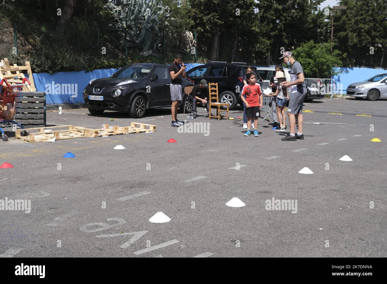 ©Naemie Bourtin / Le Pictorium/MAXPPP - Naemie Bourtin / Le Pictorium - 29/05/2021 - Frankreich / Bouches-du-Rhone / Marseille - L'Apres M est un ancien mac donald occupe. un lieu qui lutte contre la precarite. Aujourd'hui le lieu est dedie aux enfants avec peins d'atelers pour faire diverses activites / 29/05/2021 - Frankreich / Bouches-du-Rhone / Marseille - L'after M ist ein ehemaliger mac donald besetzt. Ein Ort, der gegen Prekarität kämpft. Heute ist der Ort für Kinder mit vielen Workshops gewidmet, um verschiedene Aktivitäten zu tun Stockfoto