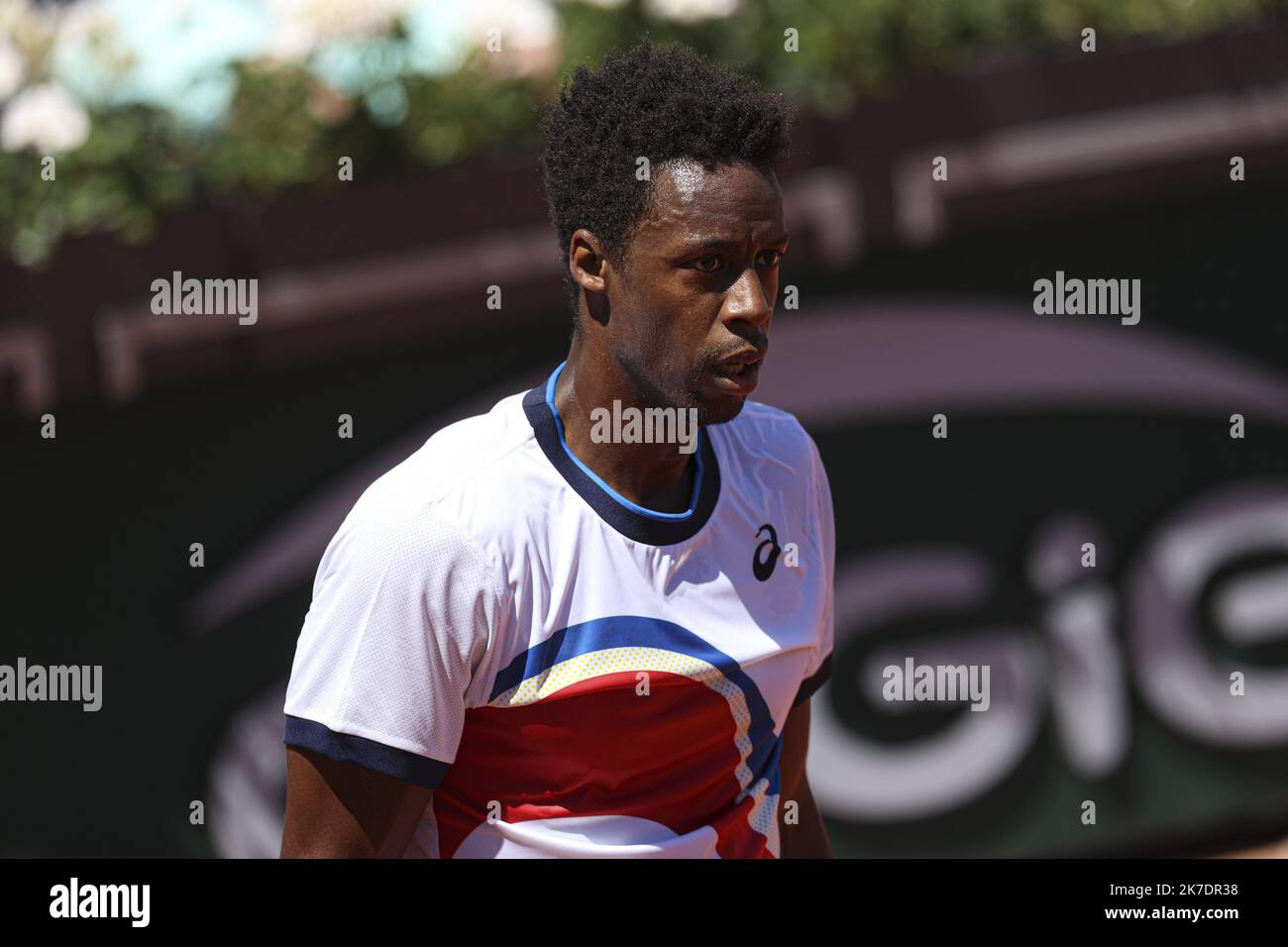 ©Sebastien Muylaert/MAXPPP - der Franzose Gael Monfils reagiert beim ersten Spiel der Herren gegen den Spanier Albert Ramos Vinolas am dritten Tag der French Open 2021 bei Roland Garros in Paris, Frankreich. 06.01.2021 Stockfoto