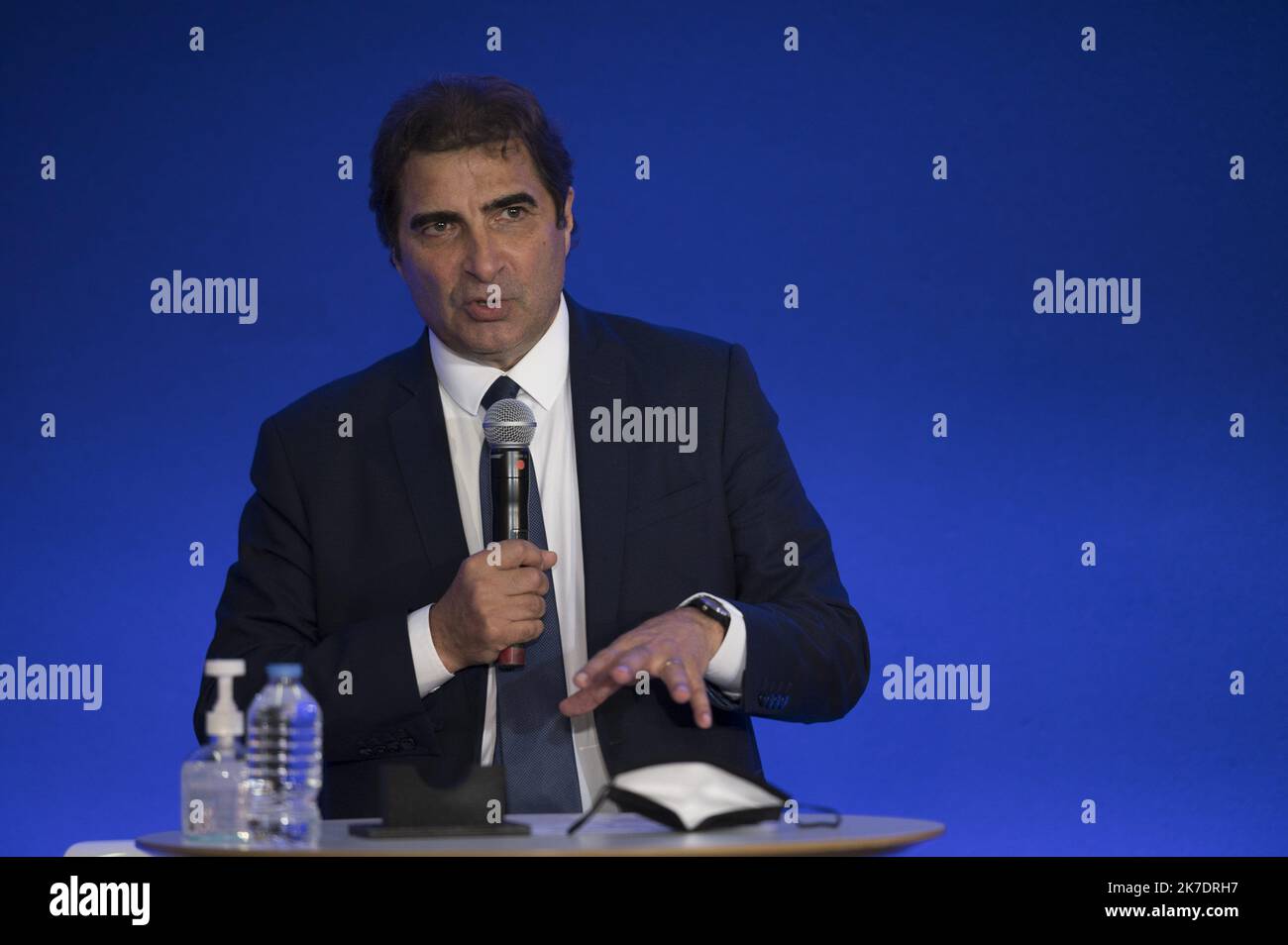 ©Julien Mattia / Le Pictorium/MAXPPP - Julien Mattia / Le Pictorium - 01/06/2021 - Frankreich / Ile-de-France / Paris - Christian Jacob, Präsident des Republicains a la Convention nationale sur le Theme soverainete economique au Siege des Republicains a Paris, le 1er Juin 2021 / 01/06/2021 - Frankreich / Ile-de-France (Region) / Paris - Christian Jacob, Präsident der Republikaner bei der Nationalen Konvention zum Thema wirtschaftliche Souveränität am Republikanischen Hauptquartier in Paris, 1. Juni 2021 Stockfoto