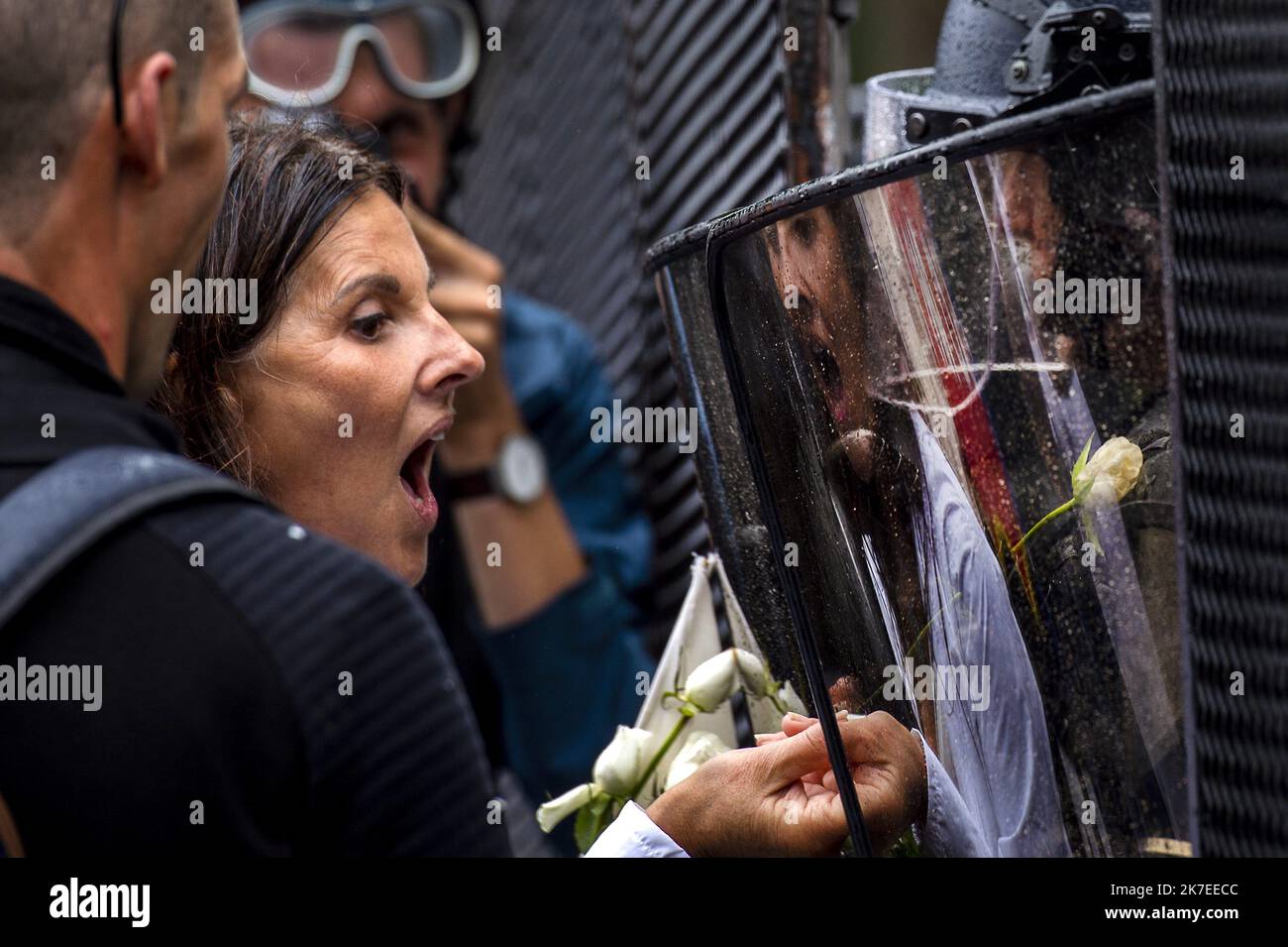 â©PHOTOPQR/PRESSE OCEAN/Olivier Lanrivain ; Nantes ; 24/07/2021 ; 4e vage. La Manifestation nantaise contre le Pass sanitaire l'Obligation vaccinale du 24 juillet 2021. Photo Presse Ocean - Olivier Lanrivain - Frankreich, 24. 2021. juli Demonstration gegen Impfpass, Impfschutz und zur Verteidigung der individuellen Freiheiten Stockfoto