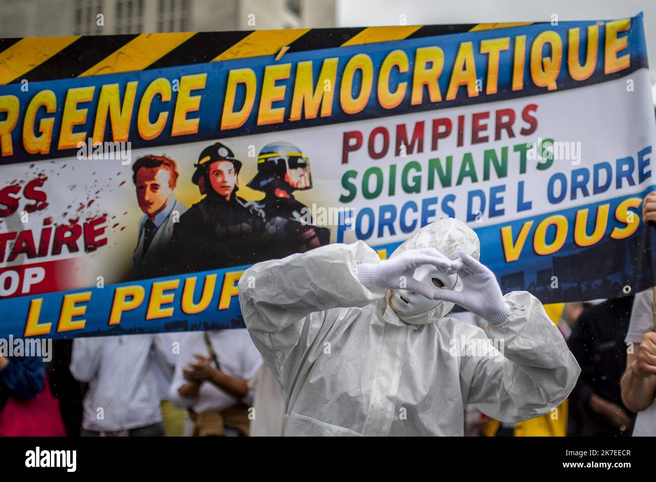 ©PHOTOPQR/PRESSE OCEAN/Olivier Lanrivain ; Nantes ; 24/07/2021 ; 4e vage. La Manifestation nantaise contre le Pass sanitaire l'Obligation vaccinale du 24 juillet 2021. Photo Presse Ocean - Olivier Lanrivain - Frankreich, 24. 2021. juli Demonstration gegen Impfpass, Impfschutz und zur Verteidigung der individuellen Freiheiten Stockfoto