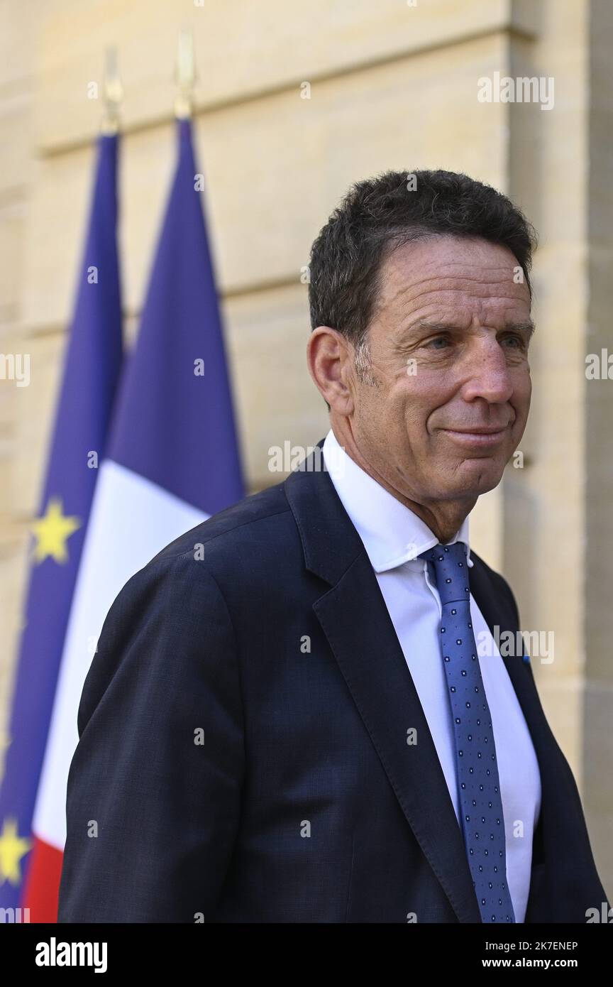 ©Julien Mattia / Le Pictorium/MAXPPP - Julien Mattia / Le Pictorium - 2/9/2021 - Frankreich / Ile-de-France / Paris - Geoffroy Roux de Bezieux President du Medef a l'Hotel de Matignon pour son entretien avec le Premier Ministre, Jean Castex, A Paris le 2 septembre 2021 / 2/9/2021 - Frankreich / Ile-de-France (Region) / Paris - Geoffroy Roux de Bezieux Präsident von Medef im Matignon Hotel zu seinem Treffen mit dem Premierminister Jean Castex am 2. September 2021 in Paris Stockfoto