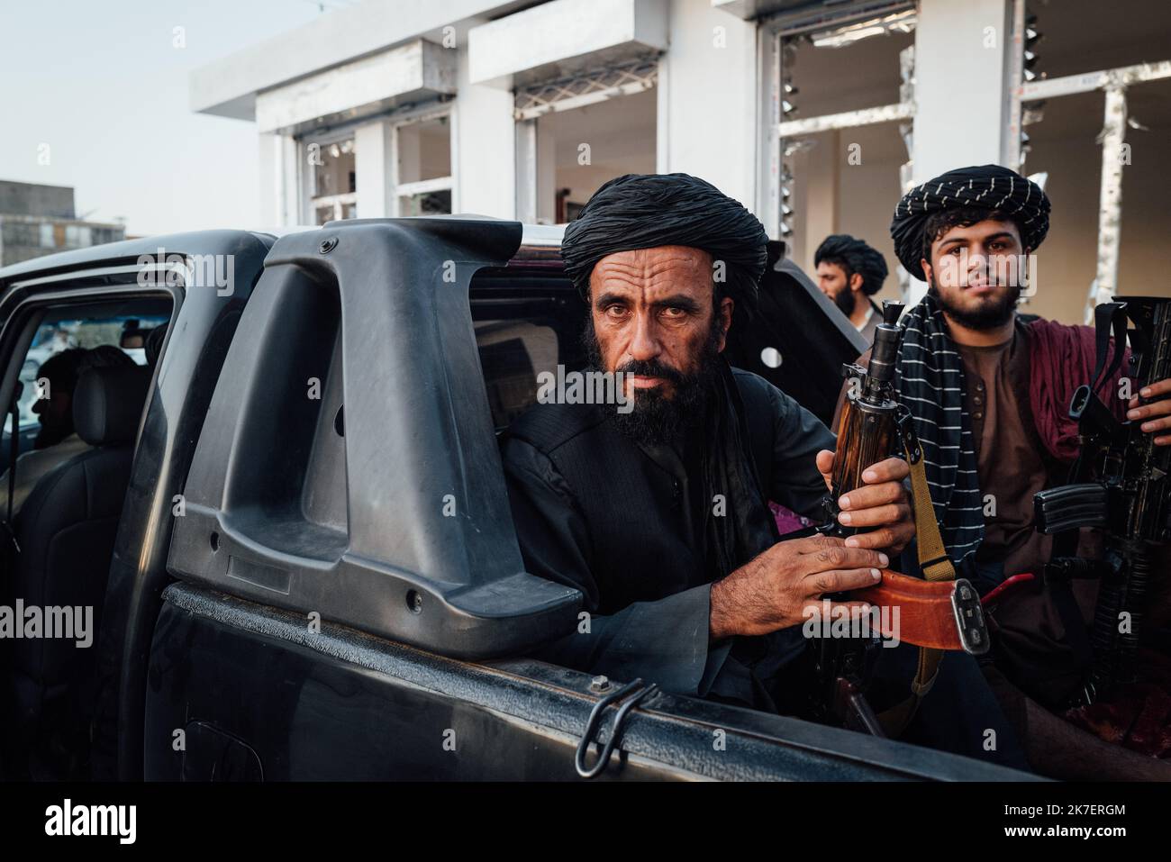 ©Adrien Vautier / Le Pictorium/MAXPPP - Adrien Vautier / Le Pictorium - 05/09/2021 - Afghanistan / Mazar-e Charif - Ici a Mazar-e Charif, une Zone qui etait historiquement ralliee a l'Alliance du Nord du Commandant Massoud, les nouveaux Chefs du Pays sont partout dans les rues. / 05/09/2021 - Afghanistan / Mazar-e Charif - Hier in Mazar-e Sharif, einem Gebiet, das historisch mit der Nordallianz von Kommandant Massoud verbunden war, sind die neuen Führer des Landes überall auf der Straße. Stockfoto