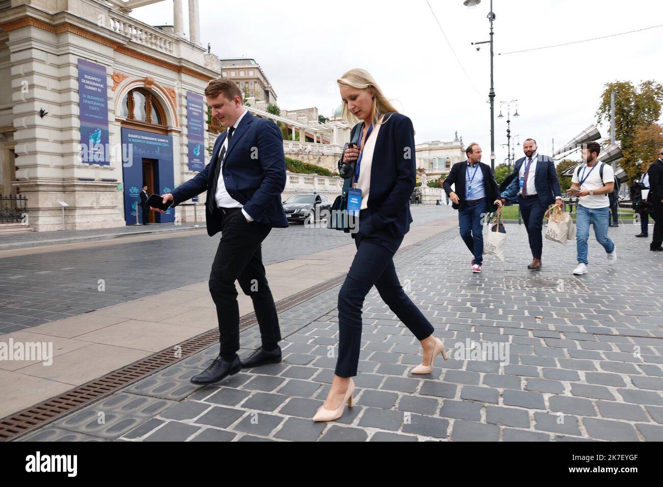 ©PHOTOPQR/LE PARISIEN/Olivier CORSAN ; Budapest ; 23/09/2021 ; Marion Maréchal Le Pen au 4e sommet démographique de Budapest a déclaré que la France pouvait devenir une république islamique . - Demografiegipfel In Budapest: Marion Maréchal Stockfoto