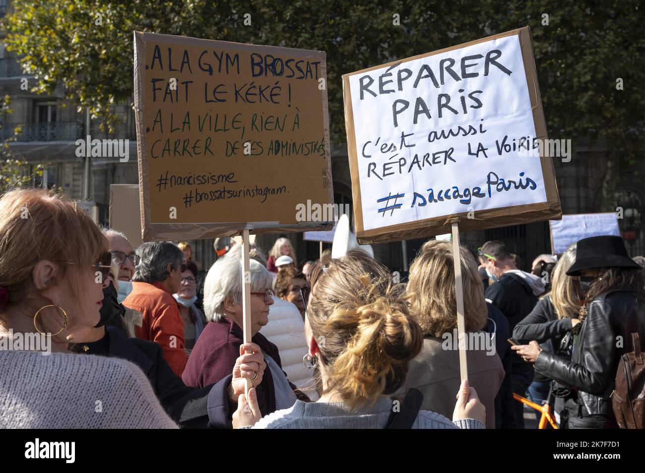 ©Julien Mattia / Le Pictorium/MAXPPP - Rassemblement #SaccageParis, des Associations de Riverains parisiens contre la politique de la Mairie de Paris. Stockfoto