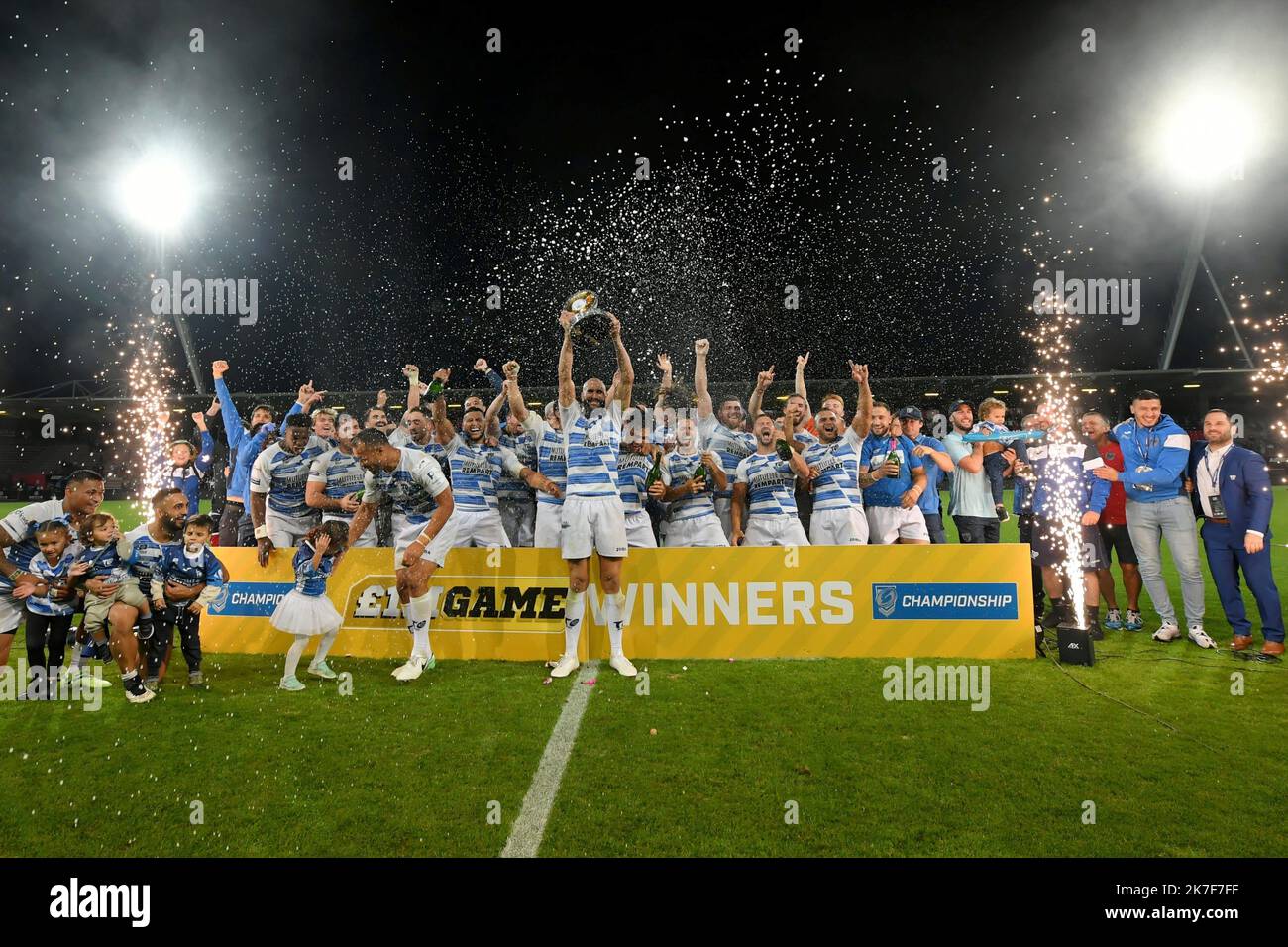 ©PHOTOPQR/LA DEPECHE DU MIDI/VALENTINE CHAPUIS ; TOULOUSE ; 10/10/2021 ; RUGBY XIII SAISON 2021 2022 / FINALE DE CHAMPIONSHIP / LE TOULOUSE OLYMPIQUE TO XIII ( MAILLOT BLANC ) A RECU FEATHERSTONE ROVERS AU STADE ERNEST WALLON / VICTOIRE TO XIII OKT 10TH 2021 RUGBY XIII CHAMPIONSHIP FINALE : Toulouse vs. Featherstone Rovers Stockfoto