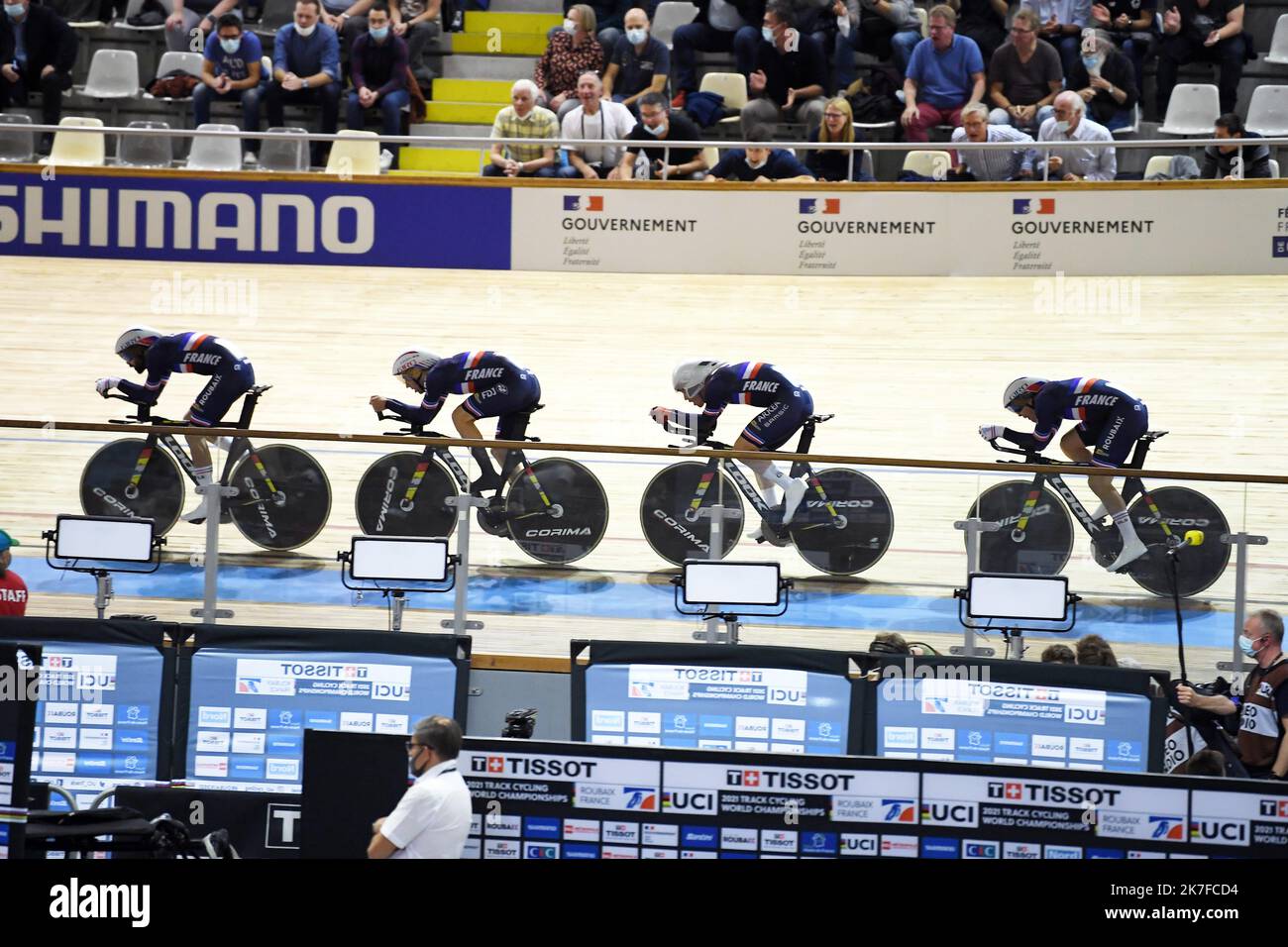 ©PHOTOPQR/VOIX DU Nord/Baziz Chibane ; 21/10/2021 ; ROUBAIX Le: 21/10/2021 - L'quipe de France de poursuite est medaille d'argent lors du championnant du monde cyclisme sur Piste au Velodrome Jean Stablinski .. FOTO : BAZIZ CHIBANE / LA VOIX DU Nord - 2021 UCI Track World Championships UCI Track World Championships Live-Stream: Gold auf dem französischen Velodrom Le Stab Stockfoto