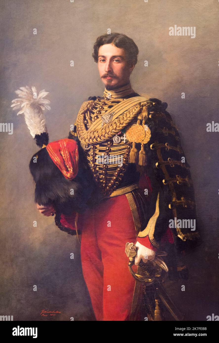 ©Active Museu/MAXPPP - ActiveMuseum 0006619.jpg / Portrait d'Edouard Andre en uniforme des guides de la Garde imperiale / Franz-Xavier Winterhalter / Peinture Active Museum / Le Pictorium Feierliche Kostüm, Close-Medium Shot, Wolke, direkter Blick, Pelzhut, Handschuh, Mann, Medaille, Militäruniform, Unterschrift, Schwert, Dreiviertel-Profil, Edouard Andre, 19. Jahrhundert, Franz-Xavier vertikal Winterhalter, Malerei, Stockfoto