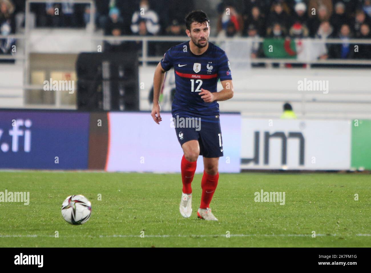 ©Laurent Lairys/MAXPPP - Leo Dubois aus Frankreich während der FIFA Weltmeisterschaft 2022, Qualifikationsspiel der Gruppe D zwischen Finnland und Frankreich am 16. November 2021 im Olympiastadion in Helsinki, Finnland - Foto Laurent Lairys / MAXPPP Stockfoto