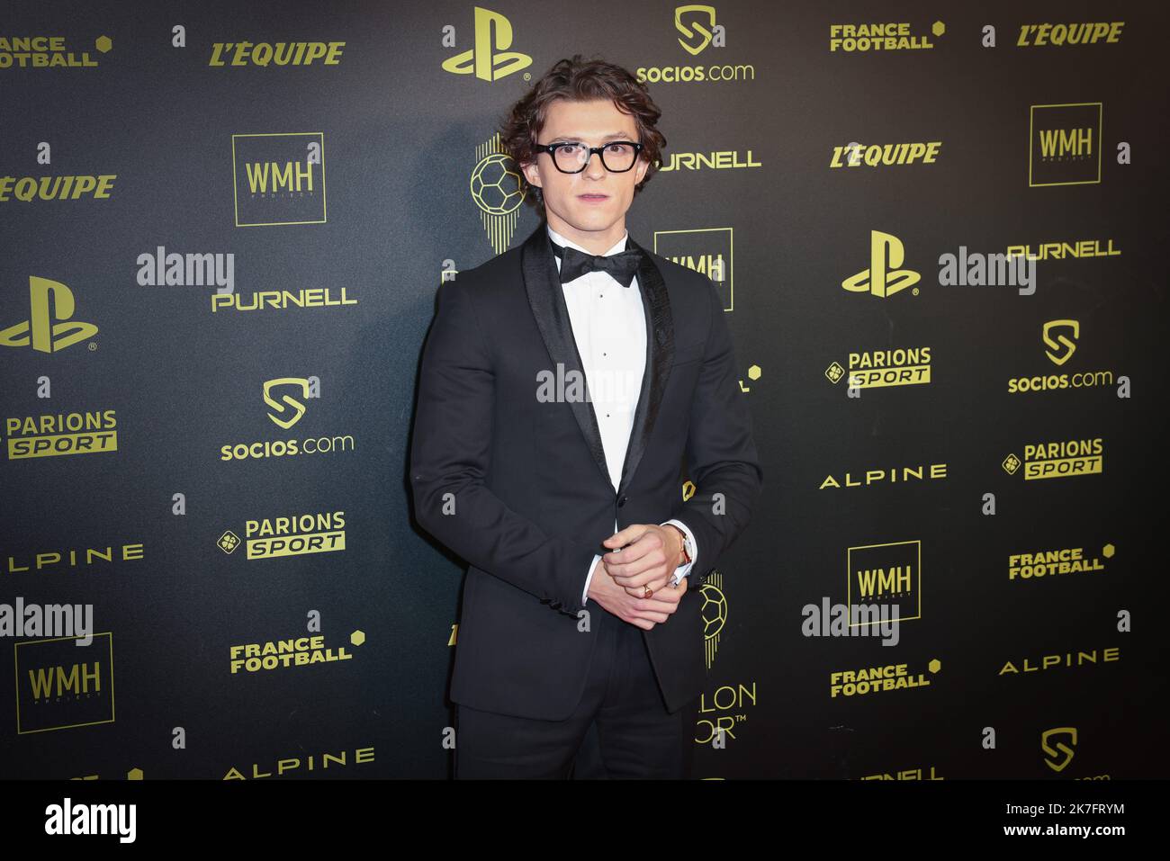 ©PHOTOPQR/LE PARISIEN/Fred Dugit ; Paris ; 29/11/2021 ; Sport Théâtre du Chatelet (Paris 1er), le 29 novembre 2021 Cérémonie du Ballon d'Or Tom Holland, l'acteur britannique de 25 ans qui incarne 'Spiderman' à l'écran, est à Paris pour assister à la remise de ce Ballon d'Or 2021. Photo LP / Fred Dugit Zeremonie im Theater du Chatelet in Paris, Frankreich, 29. November 2021. Stockfoto