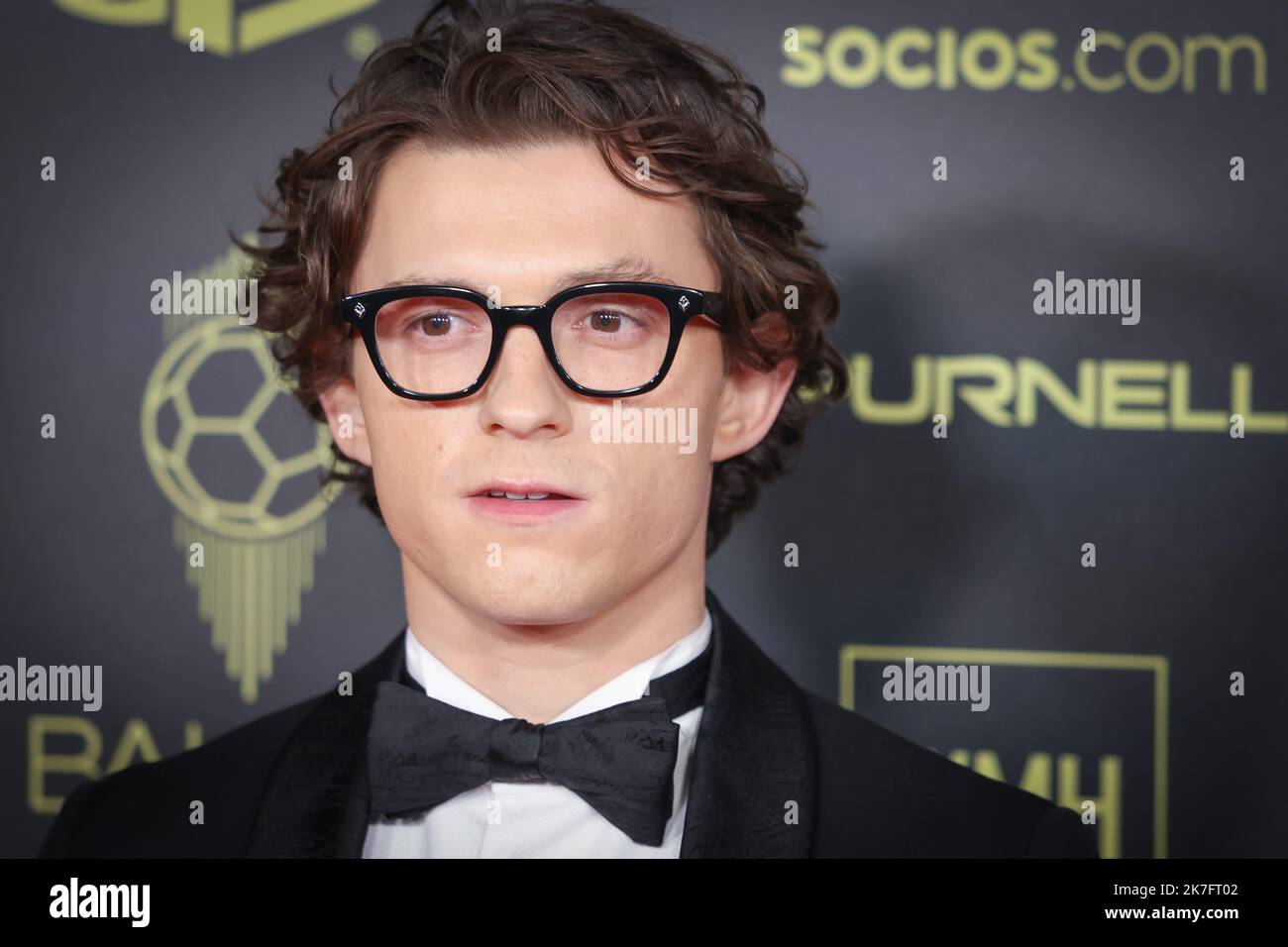 ©PHOTOPQR/LE PARISIEN/Fred Dugit ; Paris ; 29/11/2021 ; Sport Théâtre du Chatelet (Paris 1er), le 29 novembre 2021 Cérémonie du Ballon d'Or Tom Holland, l'acteur britannique de 25 ans qui incarne 'Spiderman' à l'écran, est à Paris pour assister à la remise de ce Ballon d'Or 2021. Photo LP / Fred Dugit Zeremonie im Theater du Chatelet in Paris, Frankreich, 29. November 2021. Stockfoto