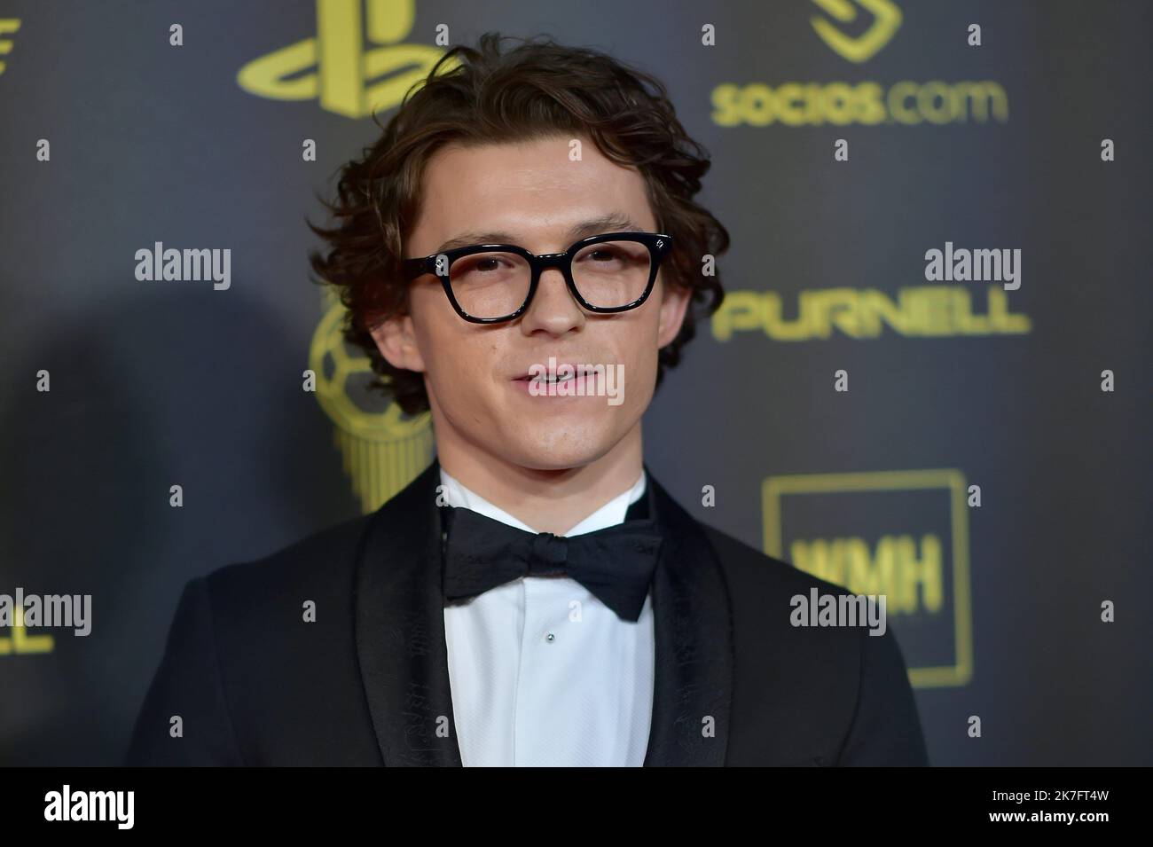 ©FRANCK CASTEL/MAXPPP - Ballon D oder Photocall im Theater Du Chatelet in Paris PARIS, FRANKREICH NOVEMBER 29 Schauspieler Tom Holland besucht am 29. November 2021 den Ballon D oder Photocall im Theater du Chatelet in Paris, Frankreich. Stockfoto