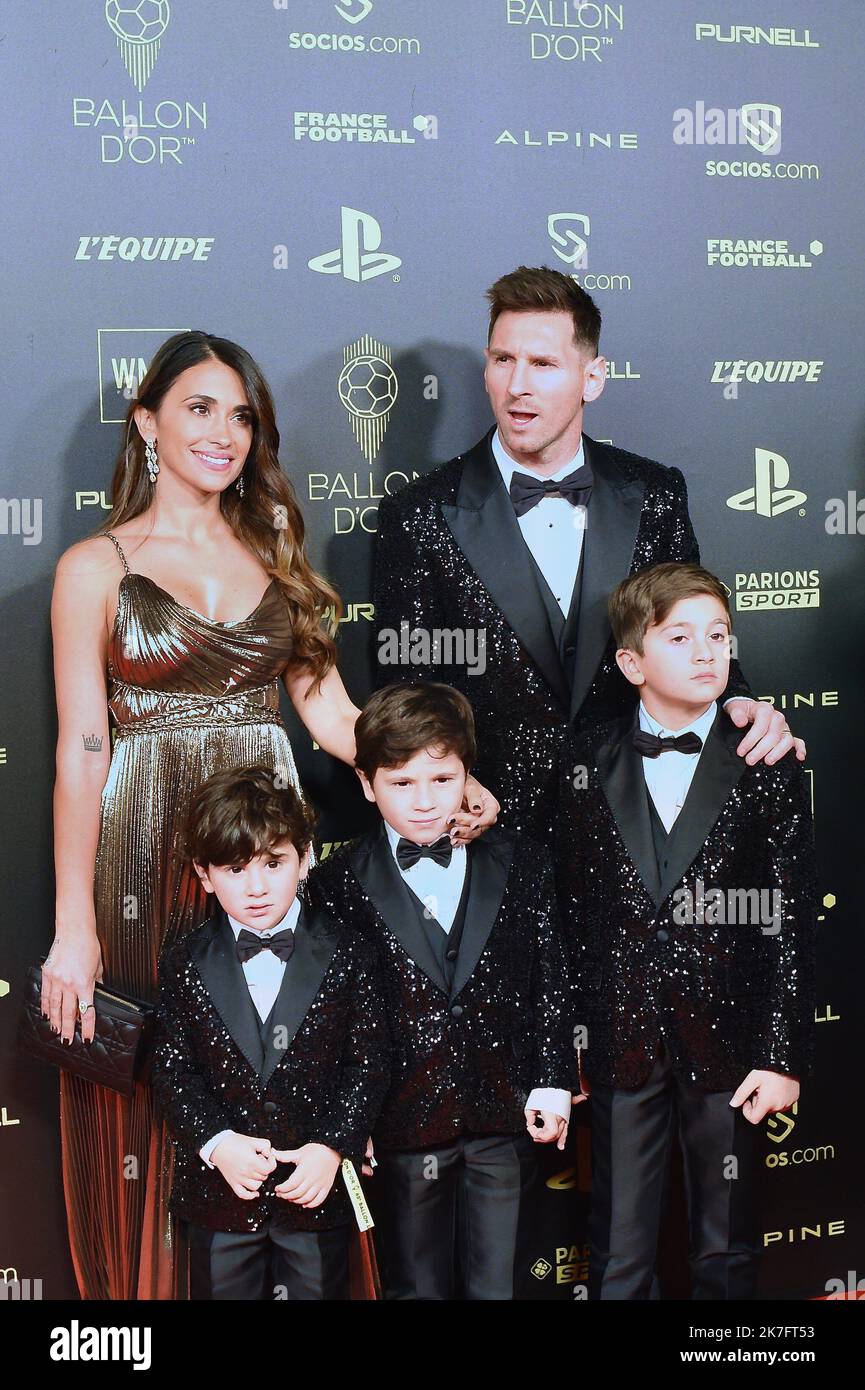 ©FRANCK CASTEL/MAXPPP - Ballon D oder Photocall im Theater Du Chatelet ...