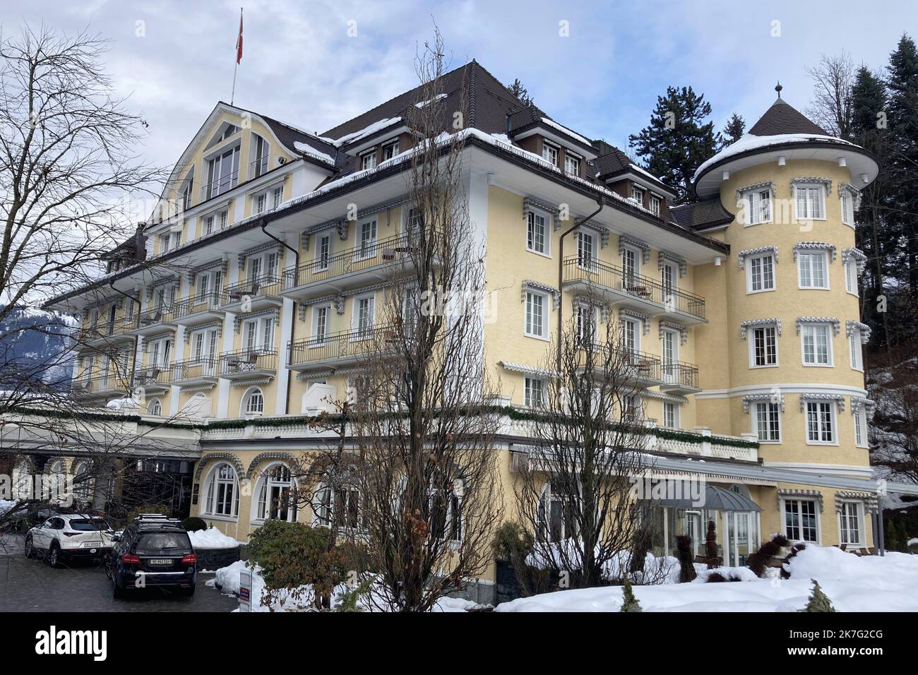 ©Francois Glories/MAXPPP - das 4* Grand Bellevue Hotel and Spa im berühmten Schweizer Alpenresort Gstaad. Viele Berühmtheiten übernachten hier schon seit Jahren (einschließlich der Königlichen Hoheit Caroline von Hannover). Schweiz Gstaad, Dezember 27 2021. Stockfoto