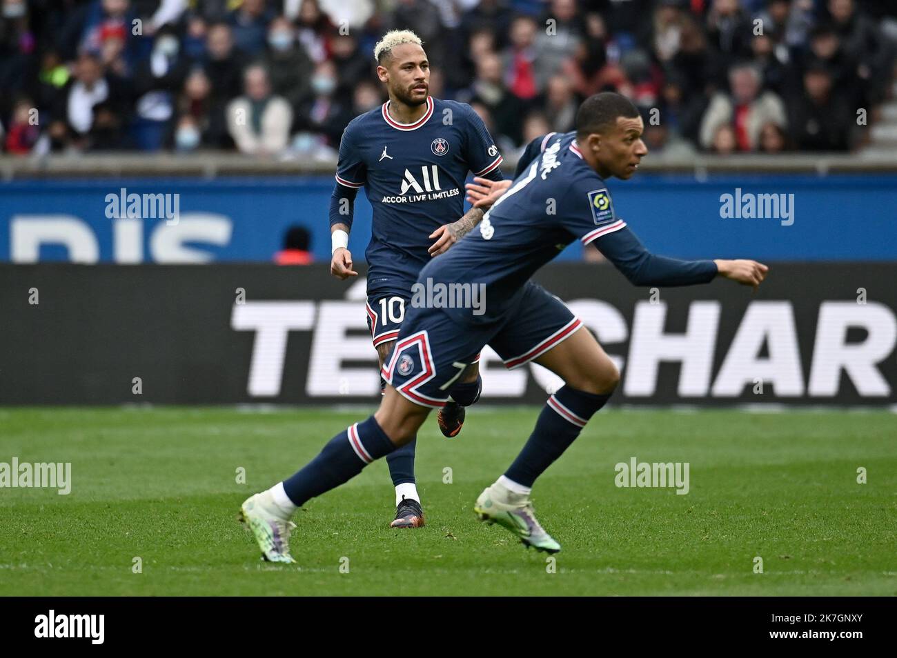 ©Julien Mattia / Le Pictorium/MAXPPP - Paris 13/03/2022 Julien Mattia / Le Pictorium - 13/03/2022 - Frankreich / Ile-de-France / Paris - Kylian Mbappe lors de la rencontre entre le PSG et les Girondin de Bordeaux au Parc des Princes, comptant pour la 28eme Journee de ligue 1 Ubera iats, A Paris le 13 Mars 2022. / 13/03/2022 - Frankreich / Ile-de-France (Region) / Paris - Kylian Mbappe während des Spiels zwischen PSG und Girondin de Bordeaux im Parc des Princes, gerechnet für den 28.. Tag der Ligue 1 Ubera isst, in Paris am 13. 2022. März. Stockfoto