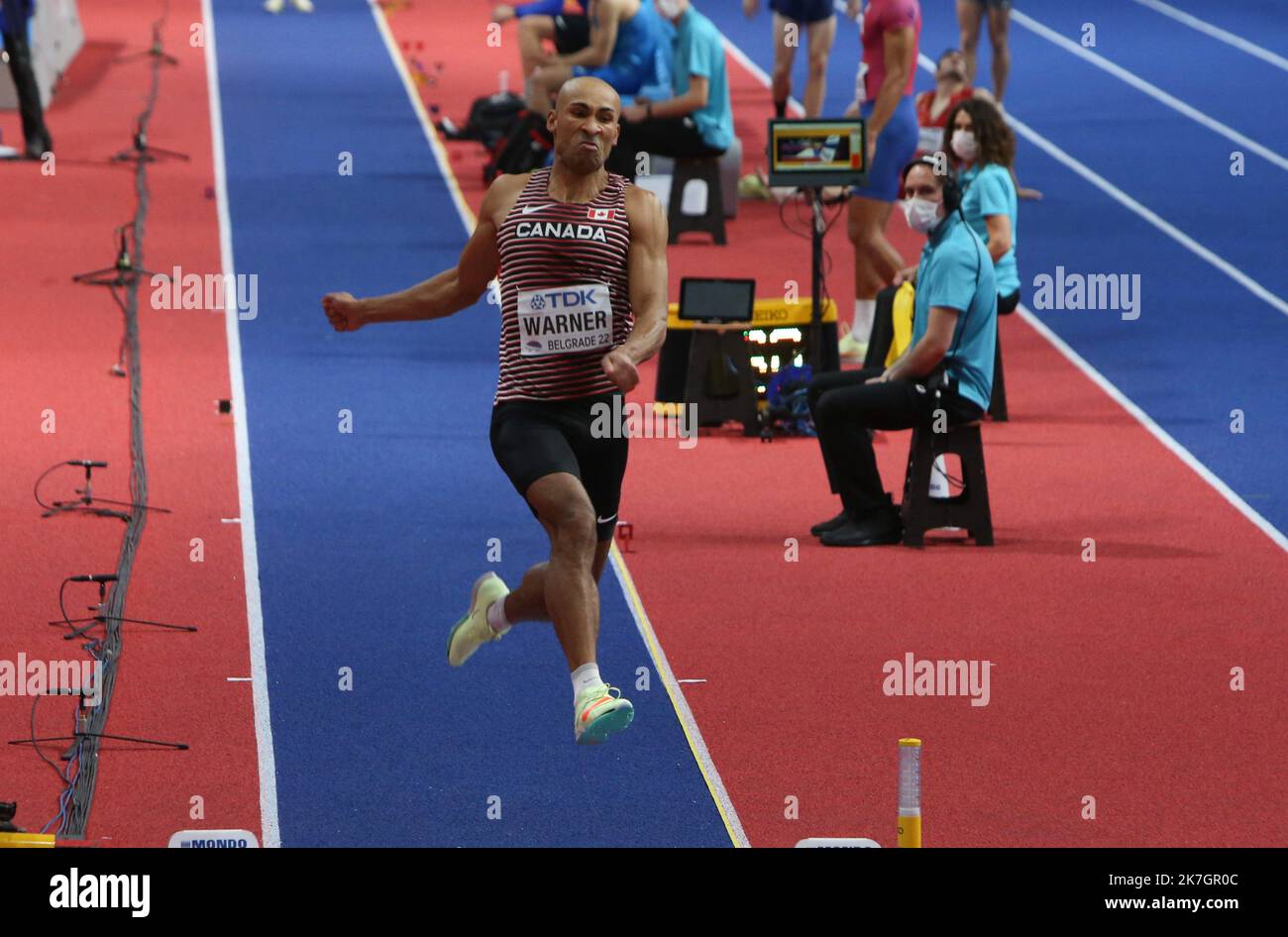 ©Laurent Lairys/MAXPPP - Damian Warner aus Kanada Long Jump Heptathlon Männer während der Leichtathletik-Hallenweltmeisterschaften 2022 am 18. März 2022 in der stark Arena in Belgrad, Serbien - Foto Laurent Lairys / Stockfoto