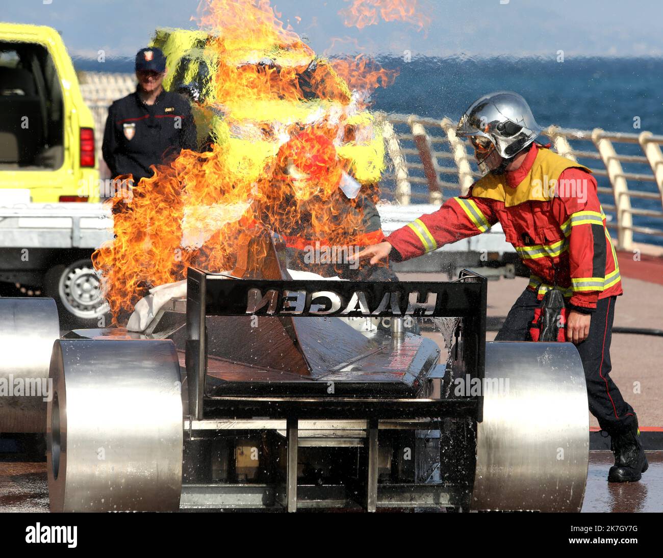 ©PHOTOPQR/NICE MATIN/Cyril Dodergny ; Monaco ; 26/03/2022 ; Monaco le 26/03/2022 - Chapiteau Fontvieille - Stade des Commissaires de Piste pour les Grands Prix de Monaco (F1, E-Prix et Historique) organisé par L'Automobile Club de Monaco (ACM). - Monaco, märz 26. 2022. Sicherheitstraining für Track Marshals für den Grand Prix von Monaco (F1, E-Prix und Historic) Stockfoto