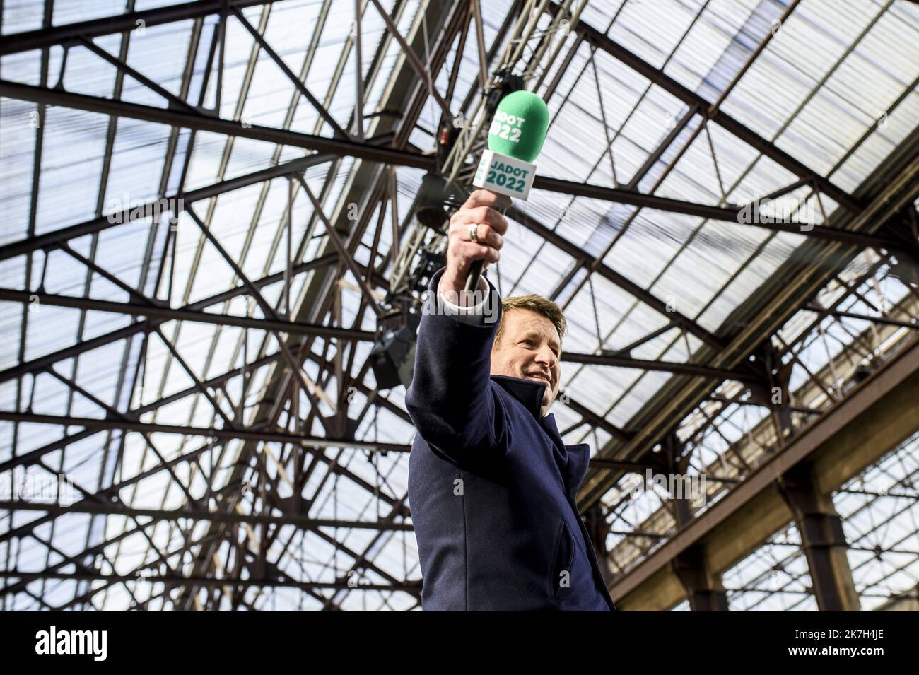 â©PHOTOPQR/PRESSE OCEAN/Olivier Lanrivain ; Nantes ; 07/04/2022 ; PrÃ©sidentielle 2022. Meeting de Yannick Jadot Ã Nantes avant le Premier Tour de l'Ã©lection. Photo Presse Ocean - Olivier Lanrivain - Treffen von Yannick Jadot in Nantes vor der ersten Wahlrunde. Stockfoto