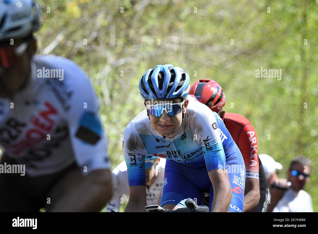 ©PHOTOPQR/VOIX DU Nord/PIERRE ROUANET ; 17/04/2022 ; Waller Arenberg, le 17/04/2022. Course cycliste Paris Roubaix 2022, dans la trouee d'Arenberg (Dreve des boules d'Herin). FOTO PIERRE ROUANET LA VOIX DU NORD Stockfoto