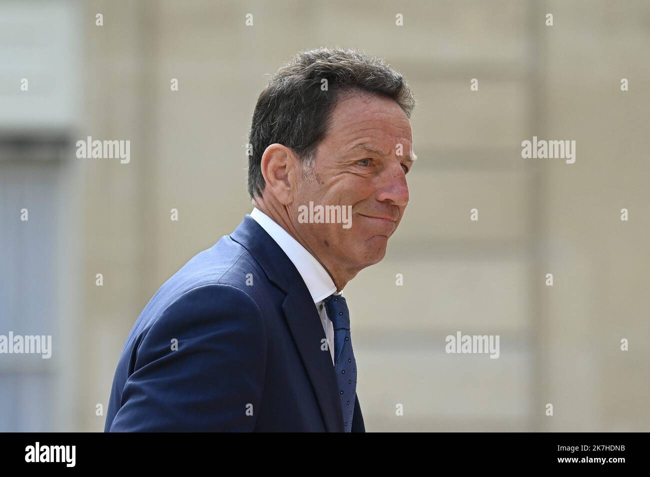 ©Julien Mattia / Le Pictorium/MAXPPP - Paris 08/05/2022 Julien Mattia / Le Pictorium - 8/5/2022 - Frankreich / Ile-de-France / Paris - geoffroy roux de bezieux President du Medef. Ceremonie d'Investiture du President de la Republique Emmanuel Macron au Palais de l'Elysee pour son deuxieme mandat. / 8/5/2022 - Frankreich / Ile-de-France (Region) / Paris - geoffroy Roux de bezieux Präsident von Medef. Einweihungszeremonie des Präsidenten der Republik Emmanuel Macron im Elysee-Palast für seine zweite Amtszeit. Stockfoto