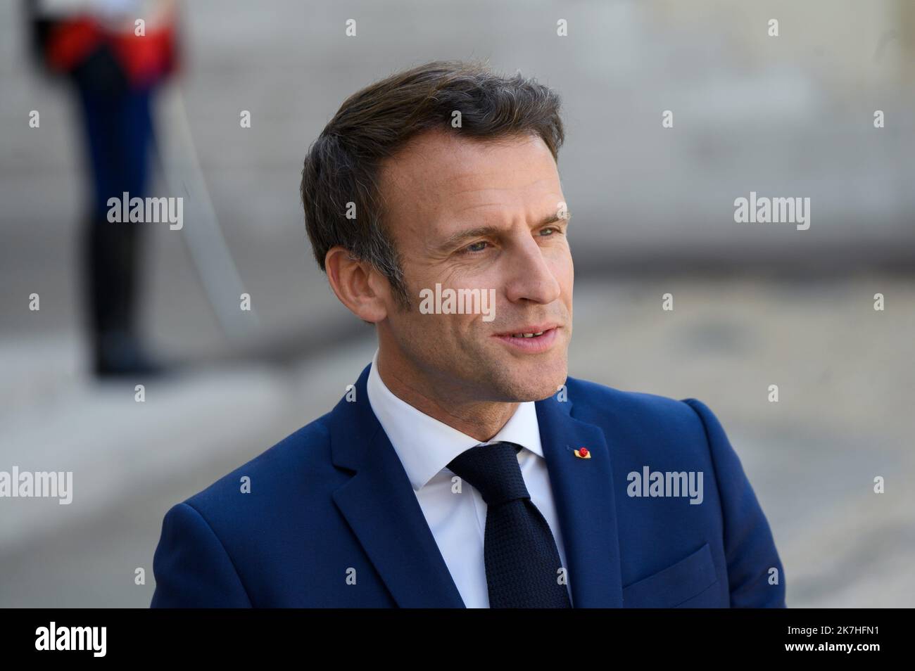 ©Julien Mattia / Le Pictorium/MAXPPP - Paris 19/05/2022 Julien Mattia / Le Pictorium - 19/05/2022 - Frankreich / Ile-de-France ; Ile-de-France / Paris - Le President de la Republique, Emmanuel Macron recevait la Presidente de la Moldavie, Maia Sandu, au Palais de l'Elysee, le 19 Mai 2022. / 19/05/2022 - Frankreich / Ile-de-France (Region) ; Ile-de-France (Region) / Paris - am 19. Mai 2022 empfing der Präsident der Republik, Emmanuel Macron, den Präsidenten der Republik Moldau, Maia Sandu, im Elysée-Palast. Stockfoto