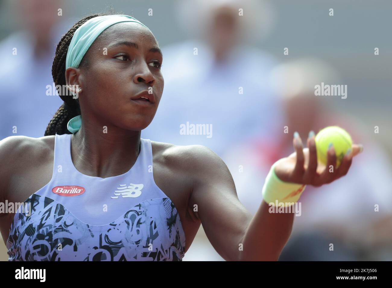 ©Sebastien Muylaert/MAXPPP - Paris 02/06/2022 Coco Gauff aus den Vereinigten Staaten tritt beim Halbfinale der Frauen am 12. Tag bei Roland Garros in Paris, Frankreich, gegen Martina Trevisan aus Italien an. 02.06.2022 Stockfoto