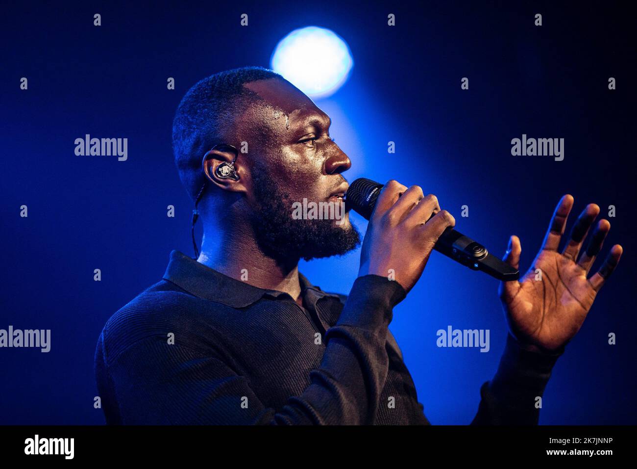 ©Simon Becker / Le Pictorium/MAXPPP - Montreux 11/07/2022 Simon Becker / Le Pictorium - 11/7/2022 - Suisse / Lac Leman / Montreux - L'artiste Hip-Hop britannique Stormzy en concert au Montreux Jazz Festival le 11 juillet 2022. / 11/7/2022 - Schweiz / Genfersee / Montreux - der britische Hip-Hop-Künstler Stormzy tritt am 11. Juli 2022 beim Montreux Jazz Festival live auf Stockfoto