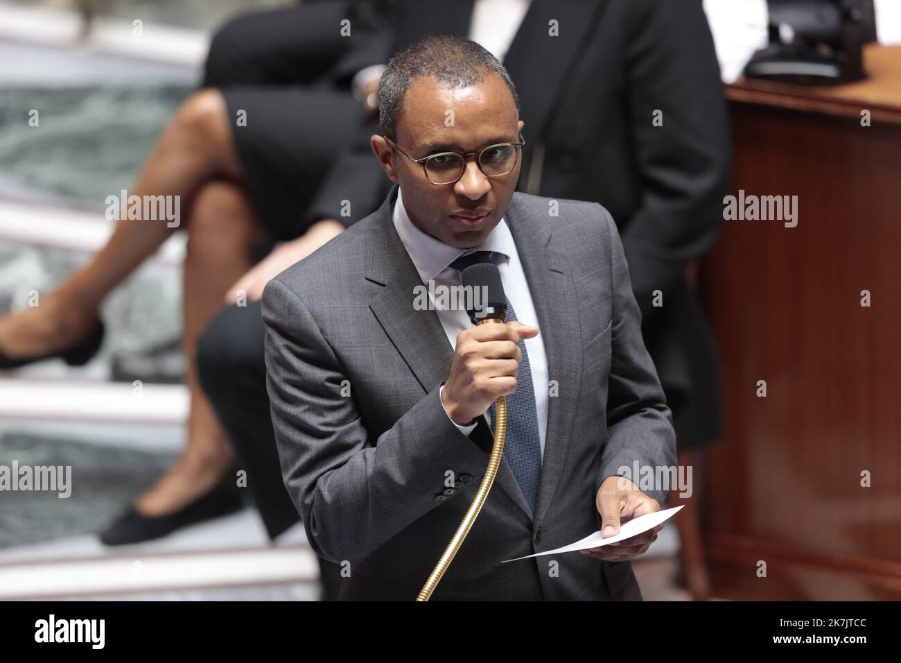 ©Sebastien Muylaert/MAXPPP - Paris 19/07/2022 Pap Ndiaye Ministre de l'Education nationale et de la Jeunesse lors des questions au gouvernement dans l'hemicycle de l'Assemblee Nationale. Paris, 19.07.2022 - Französische Nationalversammlung Stockfoto