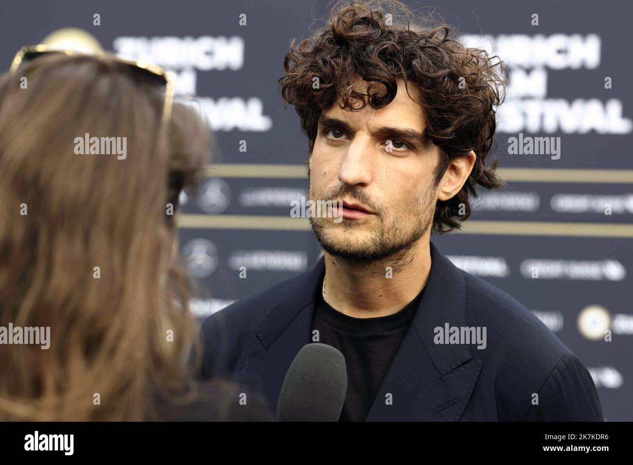 ©Francois Glories/MAXPPP - 23/09/2022 der französische Schauspieler Louis Garrel und der russische Regisseur Kirill Serebrennikov nehmen während des Zurich Film Festivals 18. in der Schweiz an der Fotoschau „L'Innocent“ Teil. September 23 2022. Stockfoto