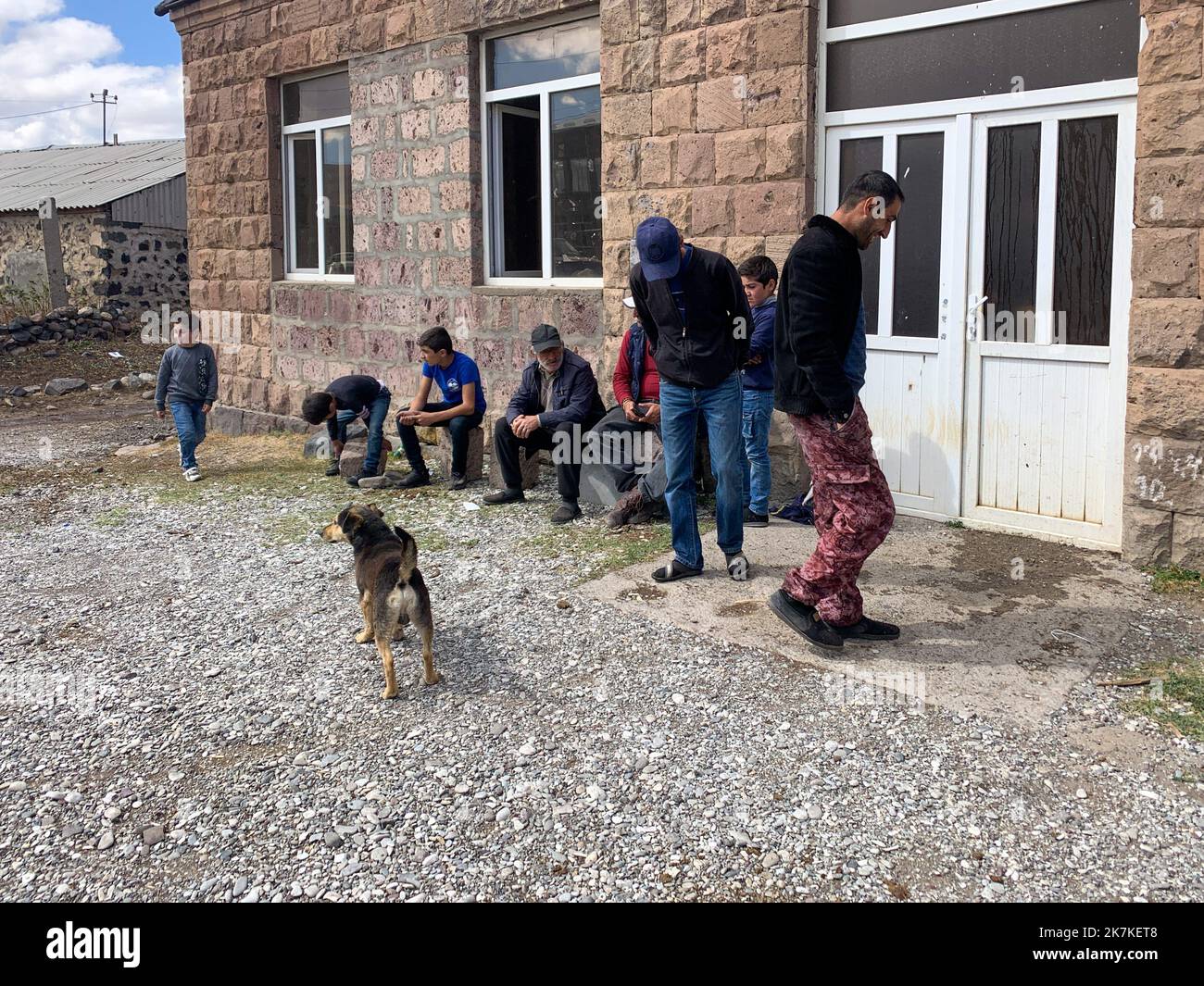 ©Gilles Bader / Le Pictorium/MAXPPP - Vardenis 25/09/2022 Gilles Bader / Le Pictorium - 25/9/2022 - armenie / Vardenis - Villages frontaliers en Armenie, dans la Region de Vardenis, les derniers Villages sont a quelques centaines de meters de la frontiere avec l'aserbaidschan et sous le risque permanent d'aque. les habitants endent les drones azeris la nuit / 25/9/2022 - Armenien / Vardenis - Grenzdörfer in Armenien, in der Region Vardenis, befinden sich die letzten Dörfer wenige hundert Meter von der Grenze zu Aserbaidschan entfernt und stehen unter ständiger Gefahr eines Angriffs. Die Einheimischen hören aserbaidschanische Drohnen Stockfoto