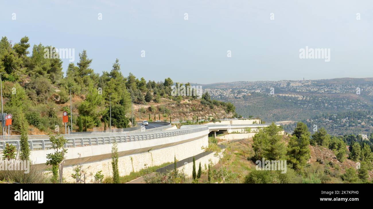 Jerusalem Israel August 2022 Bau Der Erweiterung Der Jerusalemer jerusalem-israel-august-2022-bau-der-erweiterung-der-jerusalemer