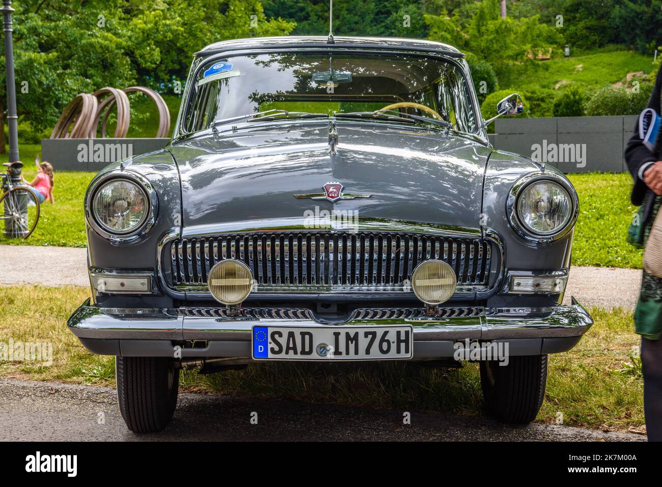 BADEN BADEN, DEUTSCHLAND - JULI 2019: russischer grauer GAZ 22 21 WOLGA 1962 1970 Kombi-Familienwagen aus der UdSSR Russland, Oldtimer mee Stockfoto