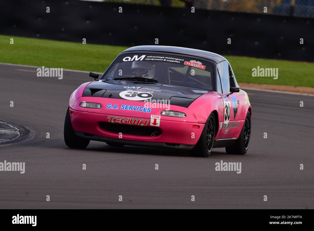 Sam Smith, Mazda MX-5 Mk1, Advantage Motorsport Future Classics, ein 40-minütiges Rennen mit der Option eines zweiten Fahrers oder eines Zweiwagen-Teams, aber mit einem Stockfoto