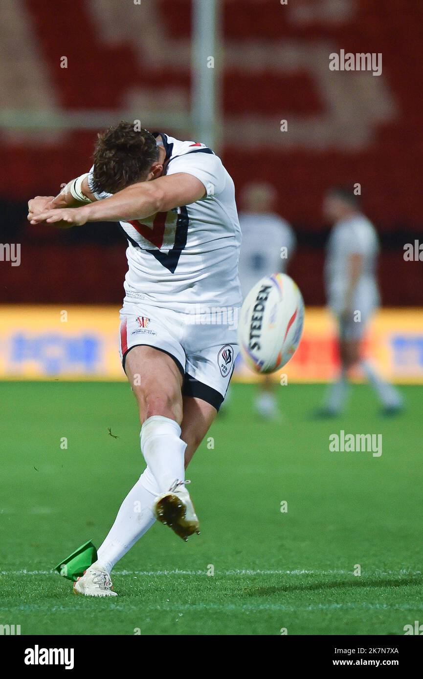 Doncaster, England - 17.. Oktober 2022 - Rugby League World Cup Frankreich gegen Griechenland im Eco-Power Stadium, Doncaster, Großbritannien - Arthur Mourgue aus Frankreich. Stockfoto