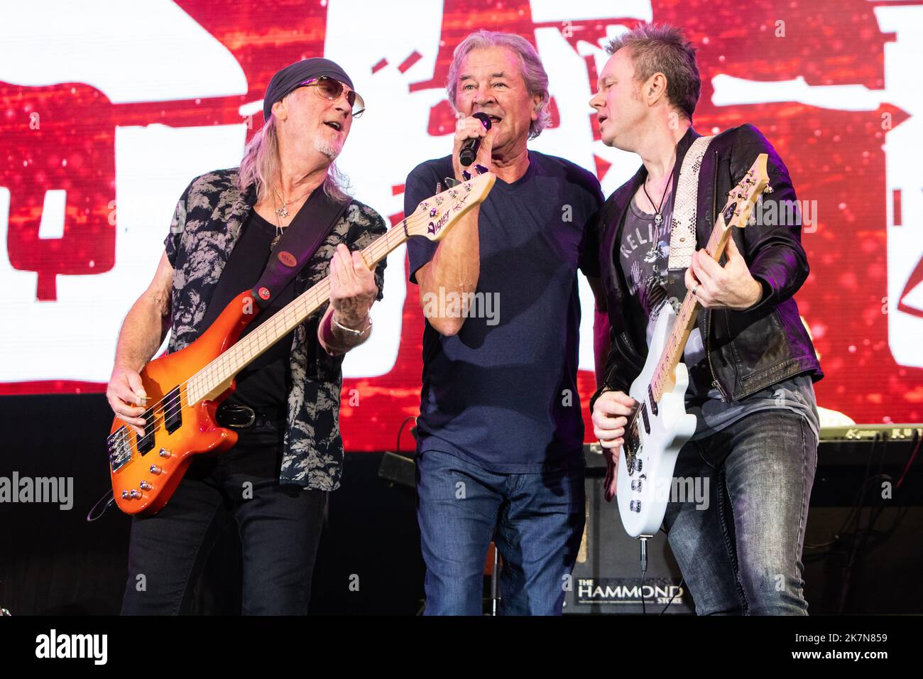 Mailand Italien. 17. Oktober 2022. Die englische Band DEEP PURPLE spielt live auf der Bühne des Mediolanum Forums während „The Whoosh! Tour“ Stockfoto