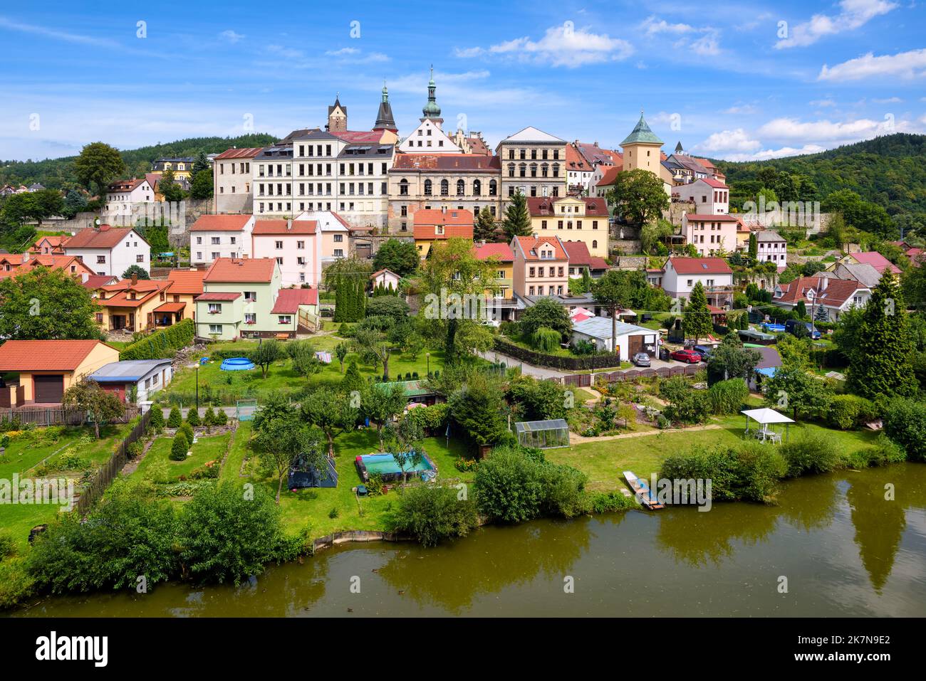 Loket, die farbenfrohe historische Stadt am Fluss Ohre in der Region Karlovy Vary, Tschechische Republik Stockfoto