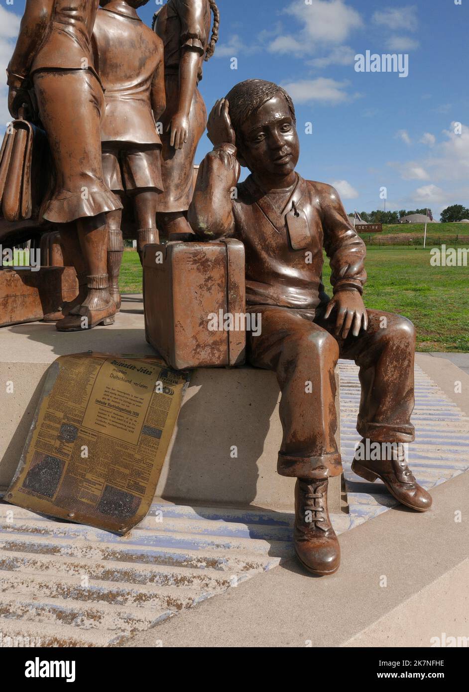 Eine Statue von Kinderflüchtlingen. Hook of Holland. 2022 Stockfoto