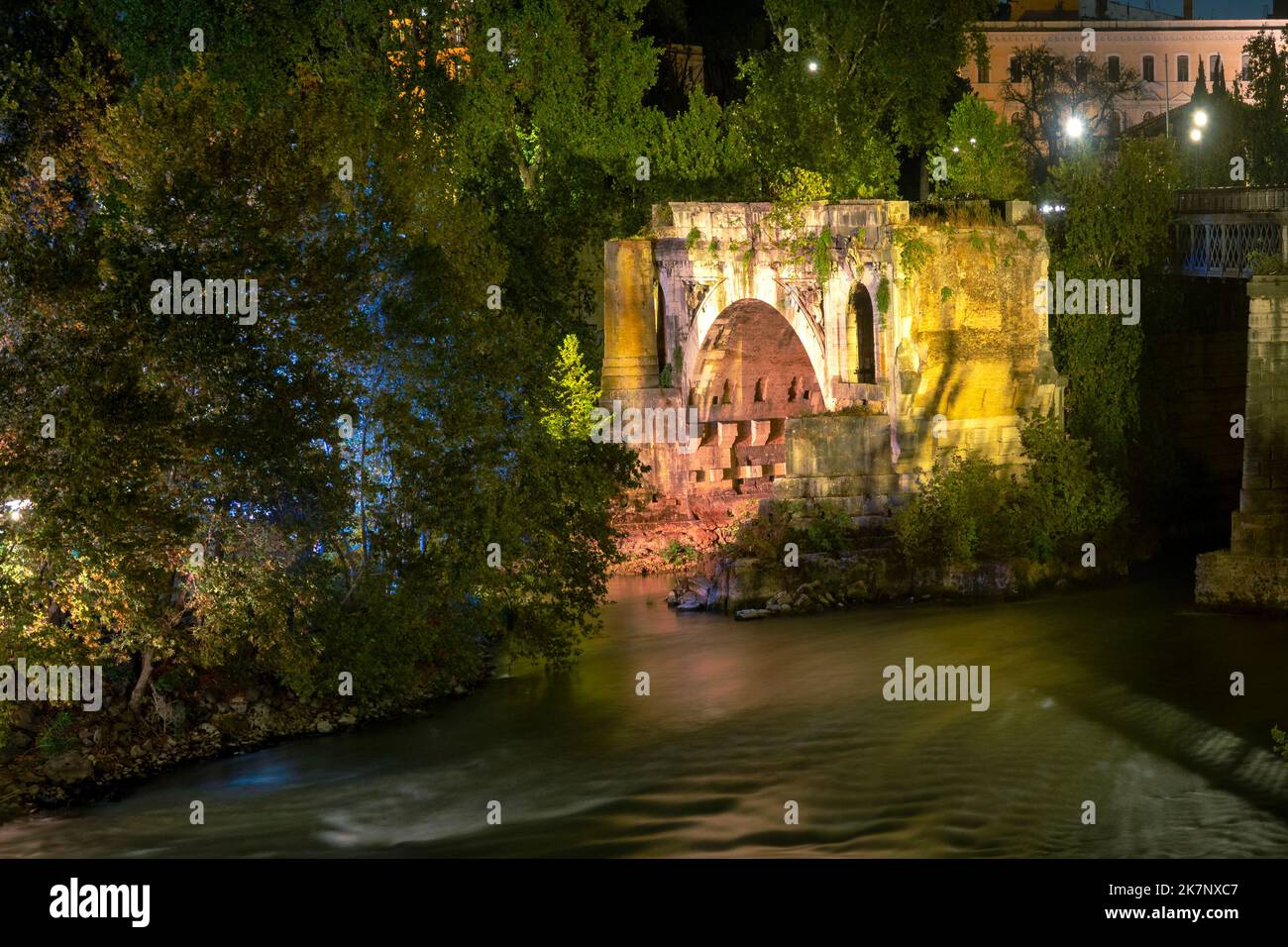 Pons Aemilius bei Nacht, Rom Italien Stockfoto