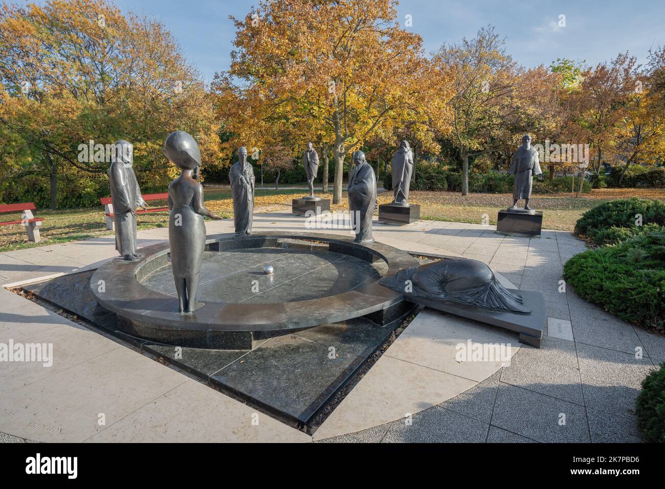 Garten der Philosophie Statuen auf dem Gellert Hügel (von Nandor Wagner, 1997) - Budapest, Ungarn Stockfoto