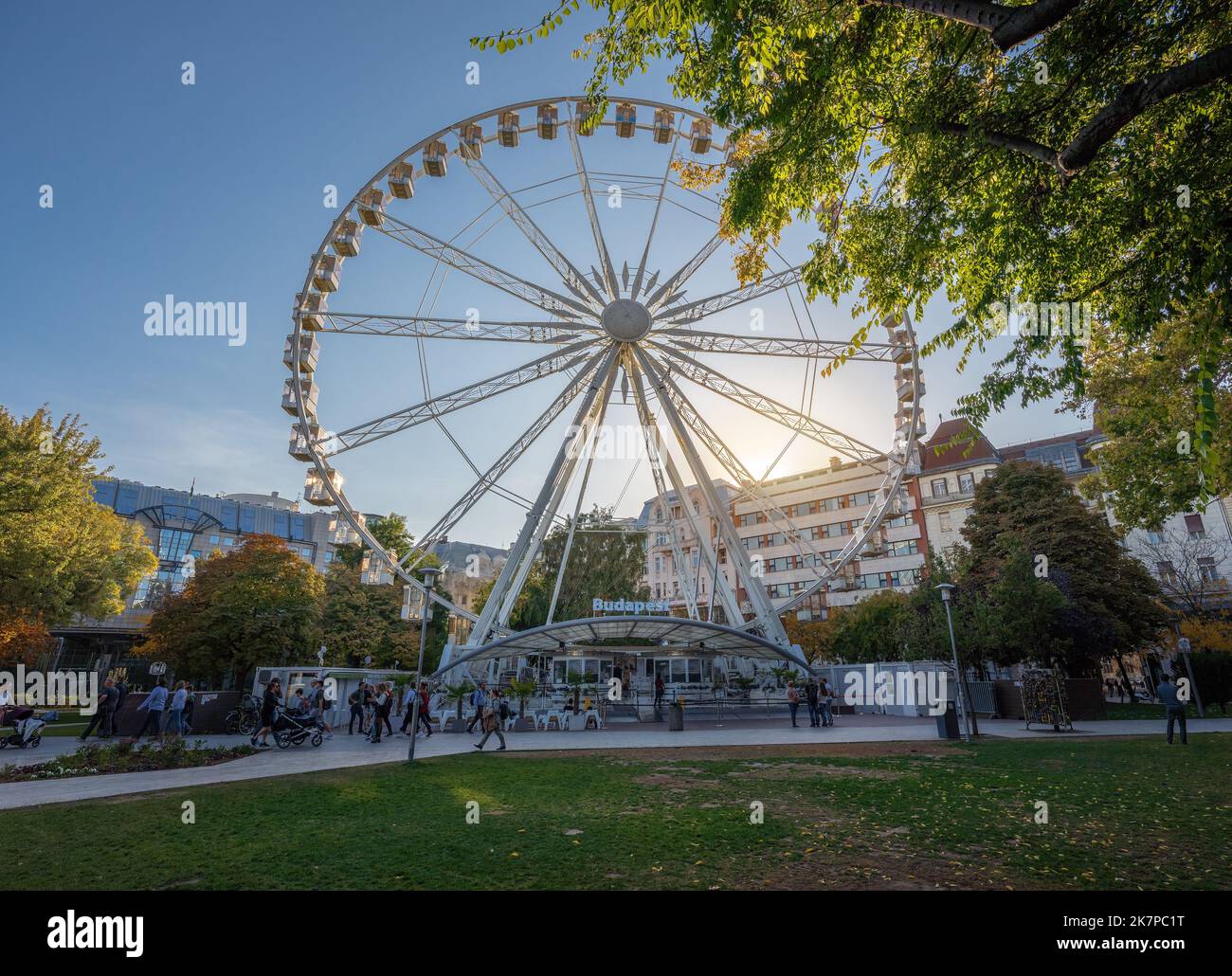 Riesenrad von Budapest am Elizabeth Square - Budapest, Ungarn Stockfoto