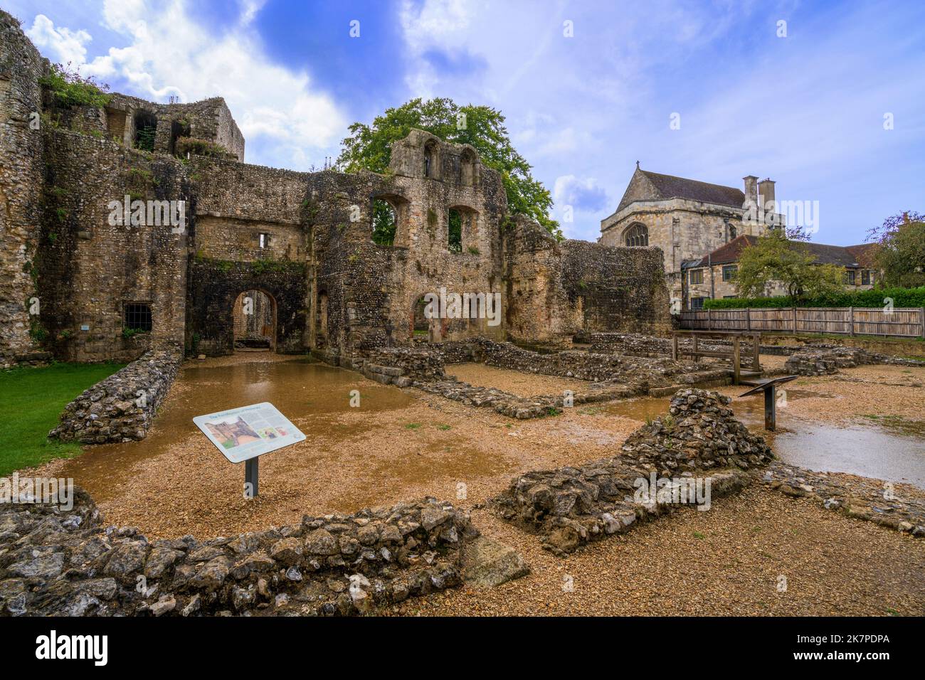 Wolvesey Castle, auch bekannt als The Old Bishop’s Palace, Winchester, Hampshire, England, Großbritannien Stockfoto