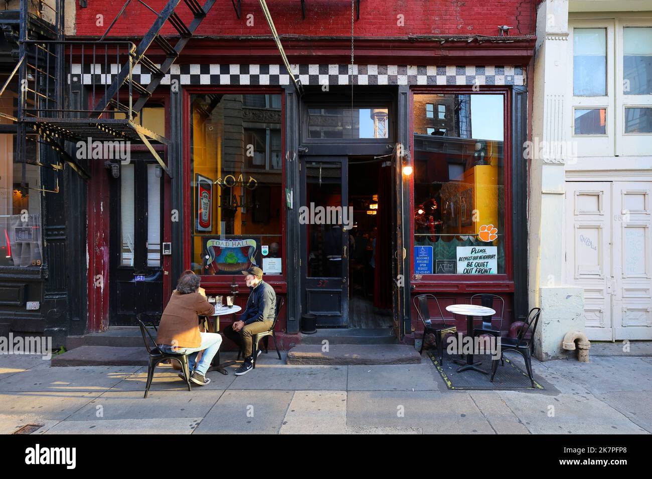 Toad Hall, 57 Grand St, New York, NYC Foto von einer Bar im Stadtteil SoHo in Manhattan. Stockfoto