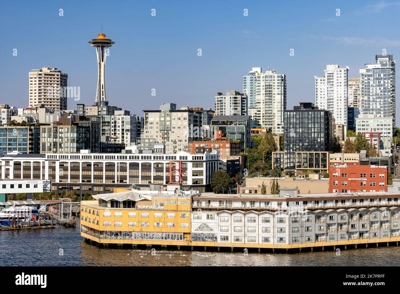 Blick auf die Space Needle und die Innenstadt von Seattle, Washington, USA Stockfoto