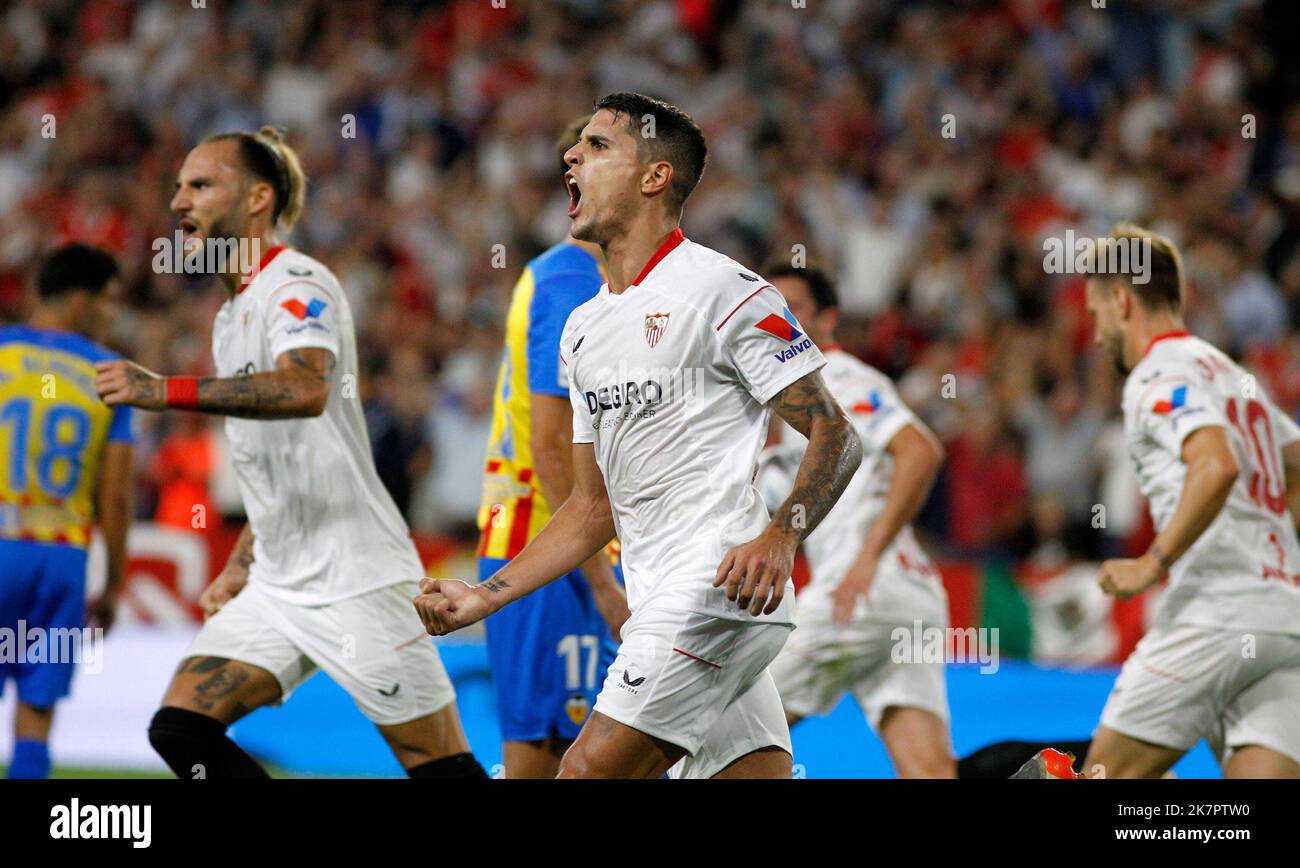 Spanisches Fußballspiel La Liga Sevilla gegen Valencia im Stadion Ramon ...