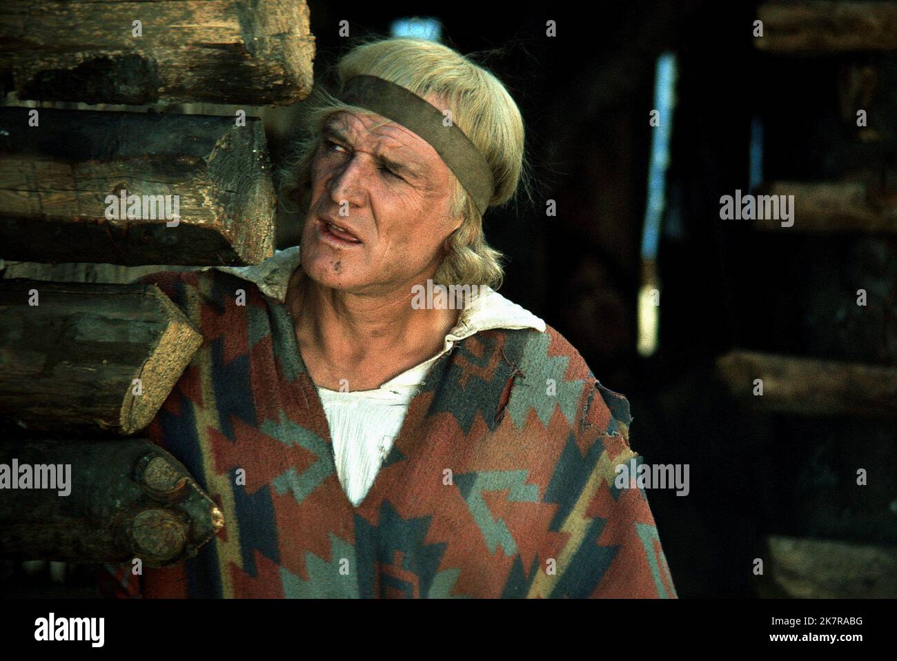 Richard Harris Film: Die Rückkehr Eines Mannes namens Pferd (1976) Charaktere: John Morgan Regie: Irvin Kershner 04 August 1976 **WARNUNG** Dieses Foto ist nur für redaktionelle Verwendung bestimmt und unterliegt dem Copyright von UNITED ARTISTS und/oder dem Fotografen, der von der Film- oder Produktionsfirma beauftragt wurde und kann nur durch Publikationen im Zusammenhang mit der Bewerbung des oben genannten Films reproduziert werden. Eine obligatorische Gutschrift für UNITED ARTISTS ist erforderlich. Der Fotograf sollte auch bei Bekanntwerden des Fotos gutgeschrieben werden. Ohne schriftliche Genehmigung der Film Company kann keine kommerzielle Nutzung gewährt werden. Stockfoto