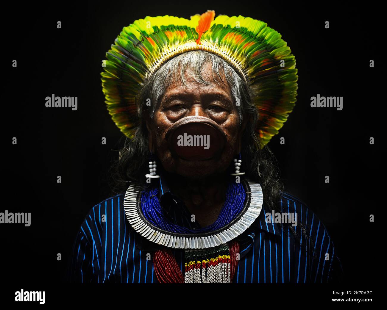 Kaiapo indigenous people -Fotos und -Bildmaterial in hoher Auflösung ...