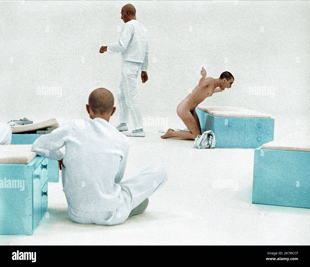 [Image: filmszene-film-thx-1138-1971-regie-georg...k7rccf.jpg]