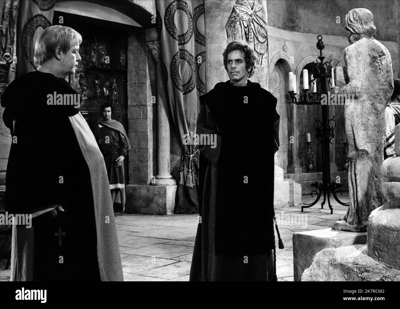 Maximilian Schell Film Pope Joan; The Devil's Imposter (UK 1972) Charaktere: Adrian Regie: Michael Anderson 16. August 1972 **WARNUNG** dieses Foto ist nur für redaktionelle Zwecke bestimmt und unterliegt dem Urheberrecht von ROADSHOW-PRODUKTIONEN und/oder dem Fotografen, der von der Film or Production Company zugewiesen wurde. Eine obligatorische Gutschrift für ROADSHOW-PRODUKTIONEN ist erforderlich. Der Fotograf sollte ebenfalls angerechnet werden, wenn er bekannt ist. Ohne schriftliche Genehmigung der Film Company kann keine kommerzielle Nutzung gewährt werden. Stockfoto