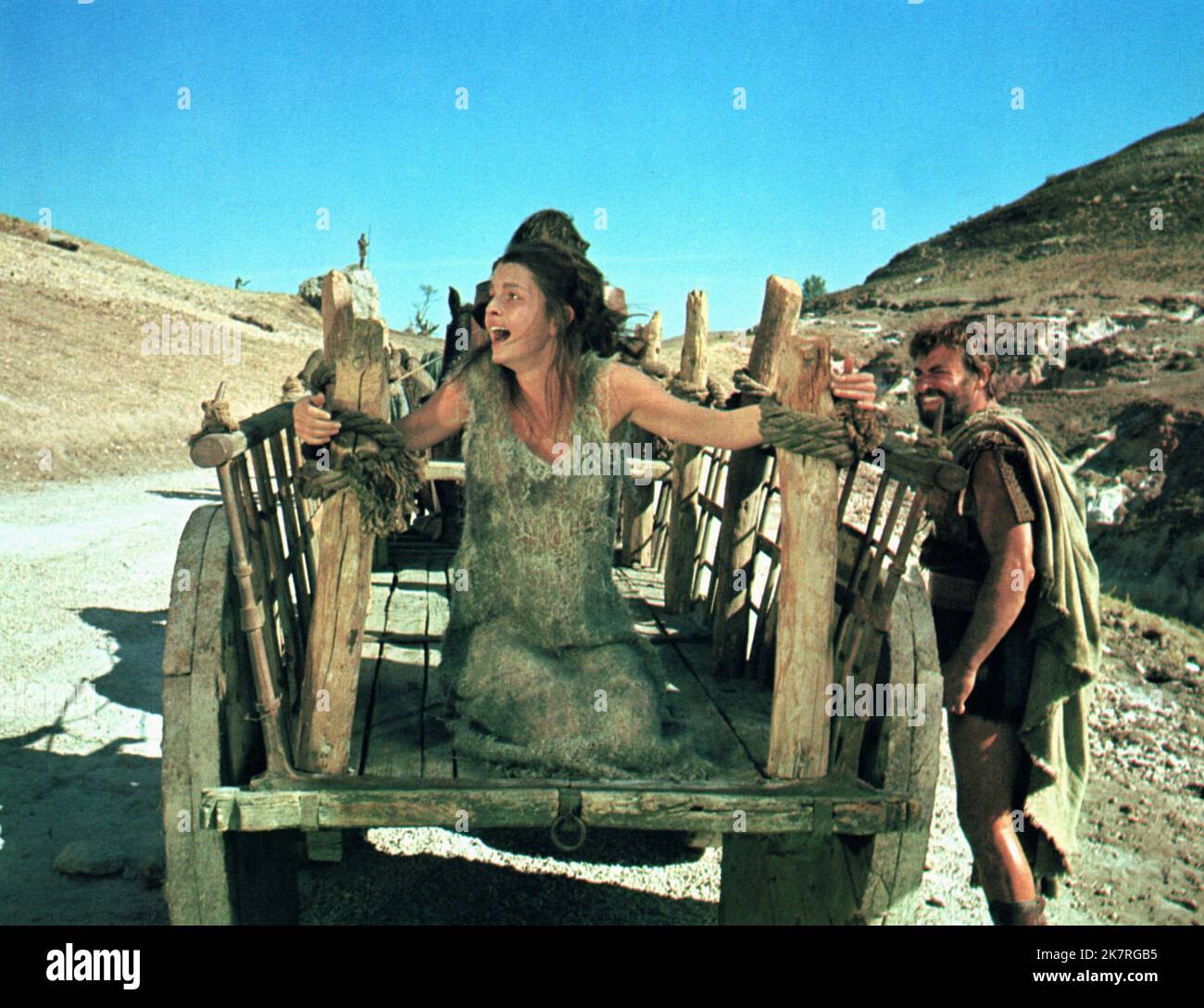 Szene mit Brian Blessed Film die Trojanischen Frauen (1971) Regie: Michael Cacoyannis 27. September 1971 **WARNUNG** dieses Foto ist nur für redaktionelle Zwecke bestimmt und unterliegt dem Copyright der Film Company und/oder des von der Film- oder Produktionsgesellschaft beauftragten Fotografen und kann nur durch Veröffentlichungen in Verbindung mit der Werbung für den oben genannten Film reproduziert werden. Es ist eine obligatorische Gutschrift an die Filmgesellschaft erforderlich. Der Fotograf sollte ebenfalls angerechnet werden, wenn er bekannt ist. Ohne schriftliche Genehmigung der Film Company kann keine kommerzielle Nutzung gewährt werden. Stockfoto